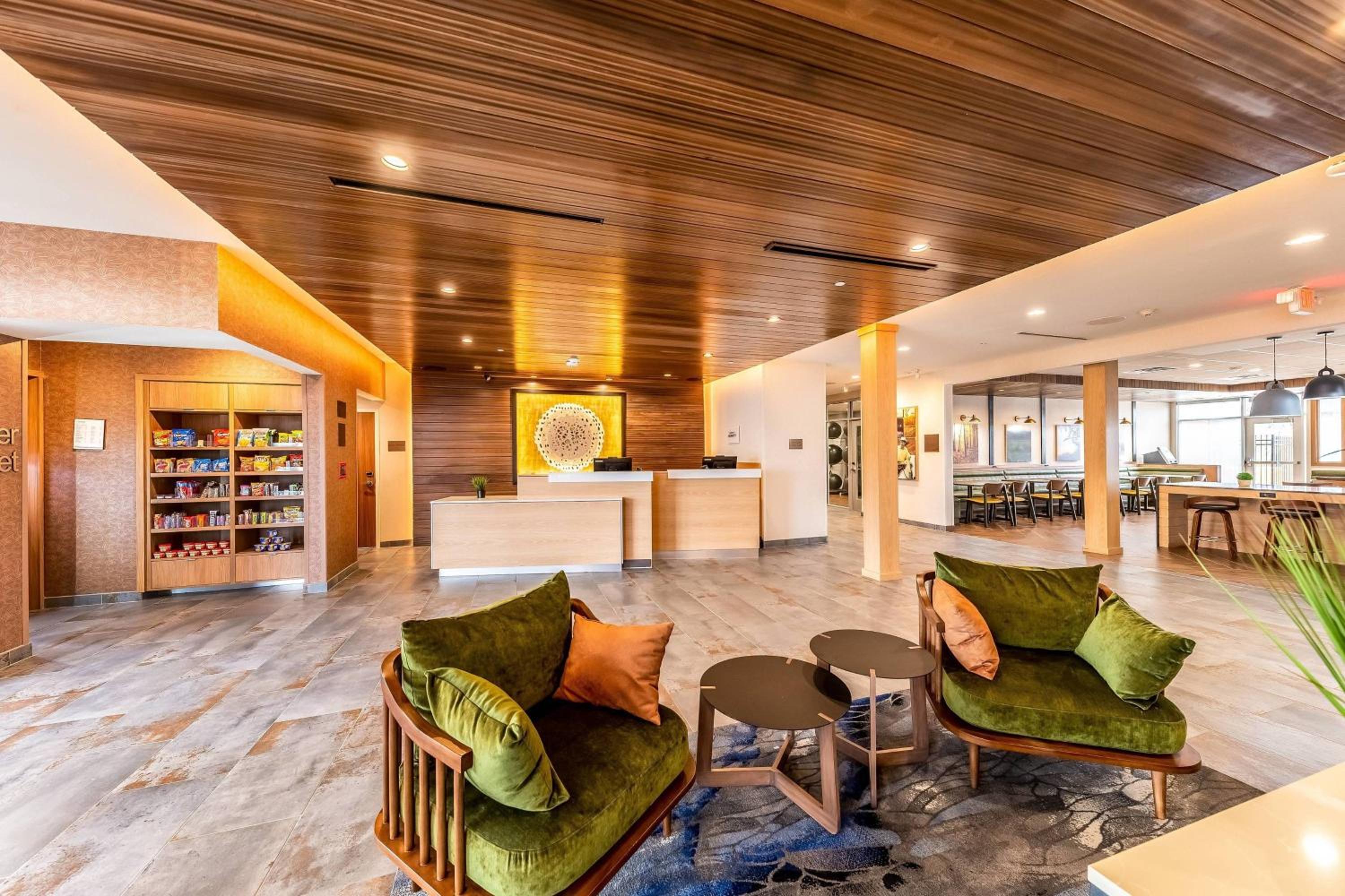 Gainesville Vacations - Fairfield Inn  Suites by Marriott Gainesville I-35 - Property Image 26