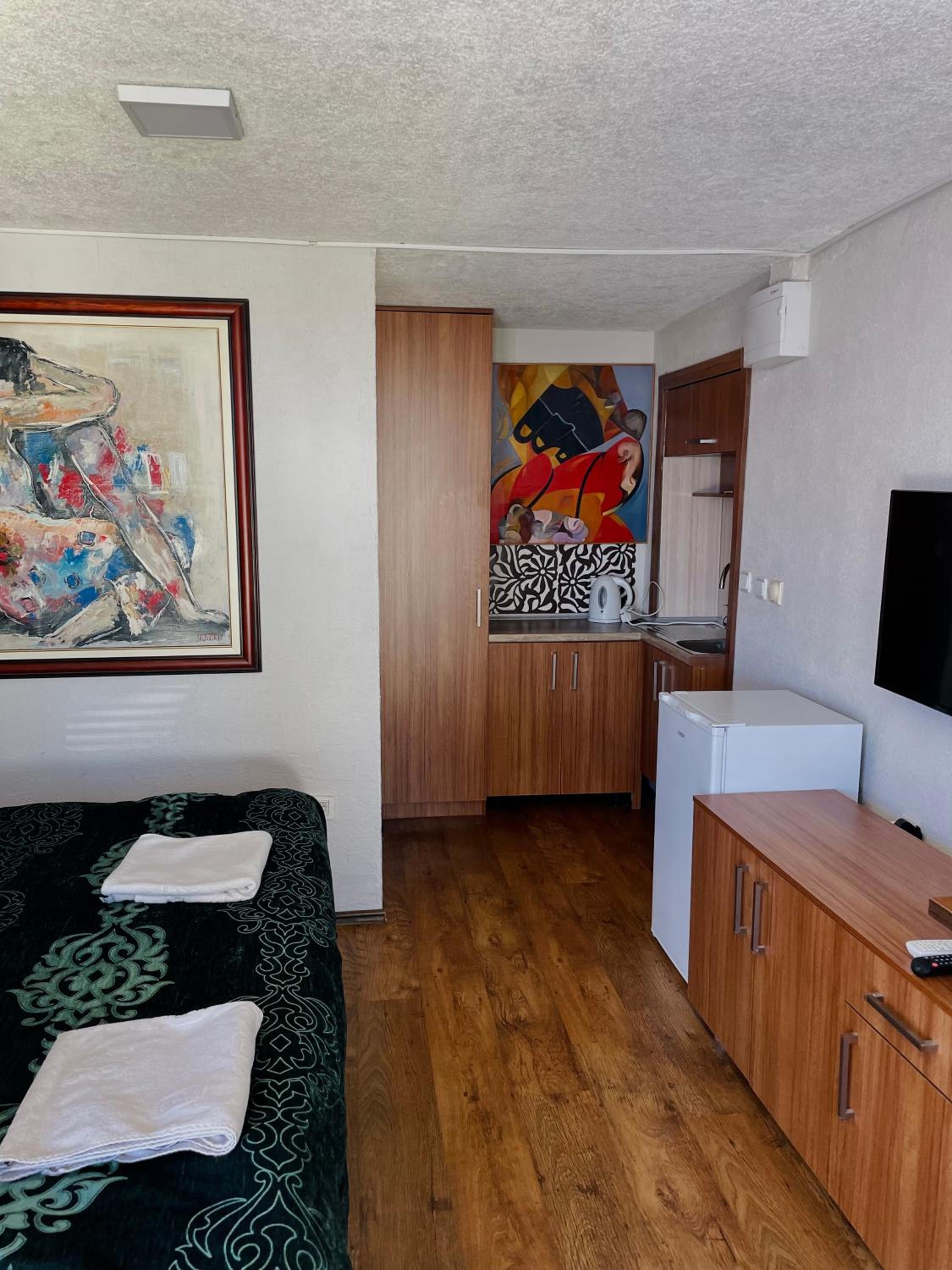 Studio By the Lake view 3