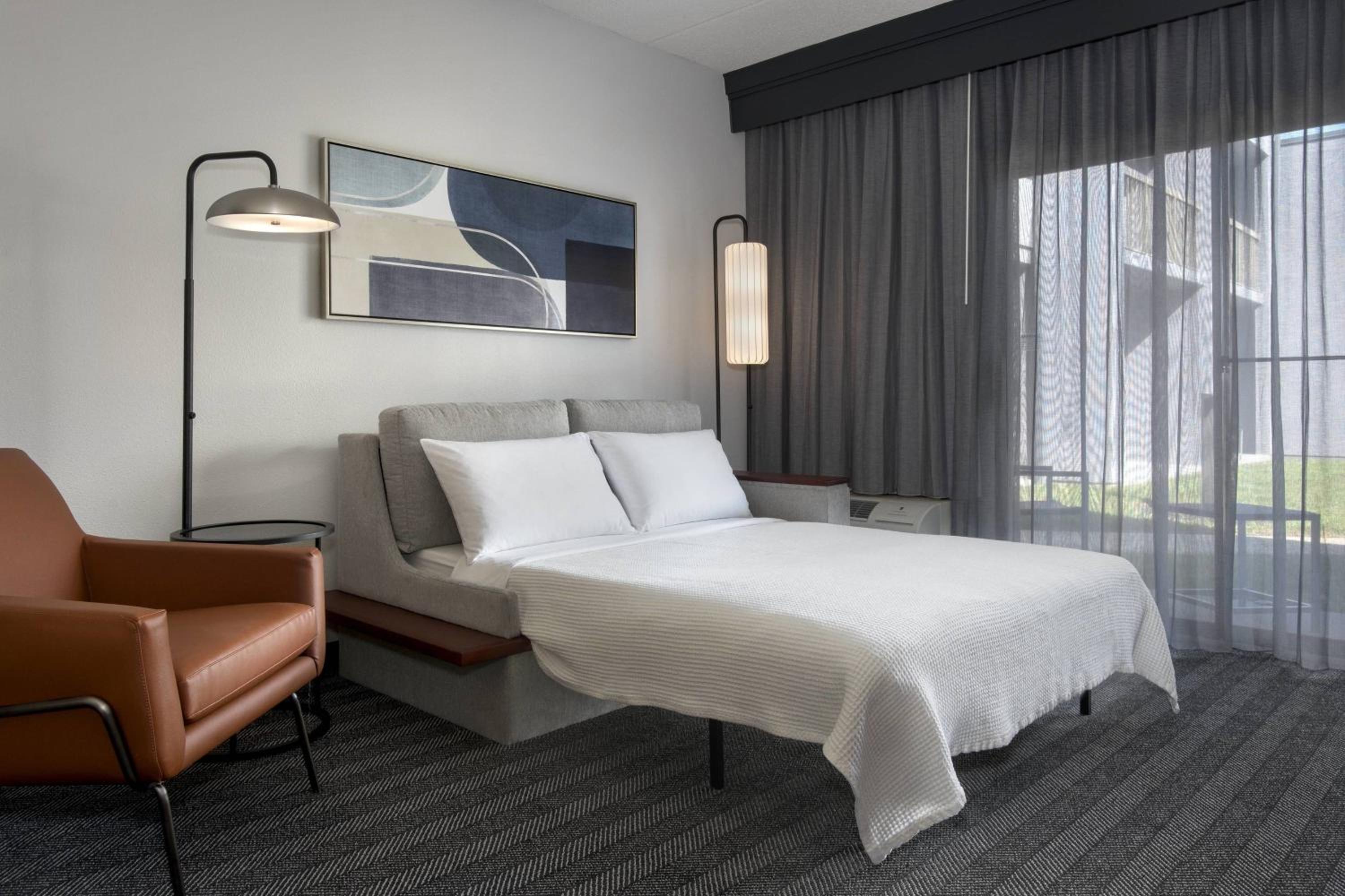 Poughkeepsie Vacations - Courtyard by Marriott Poughkeepsie - Property Image 18