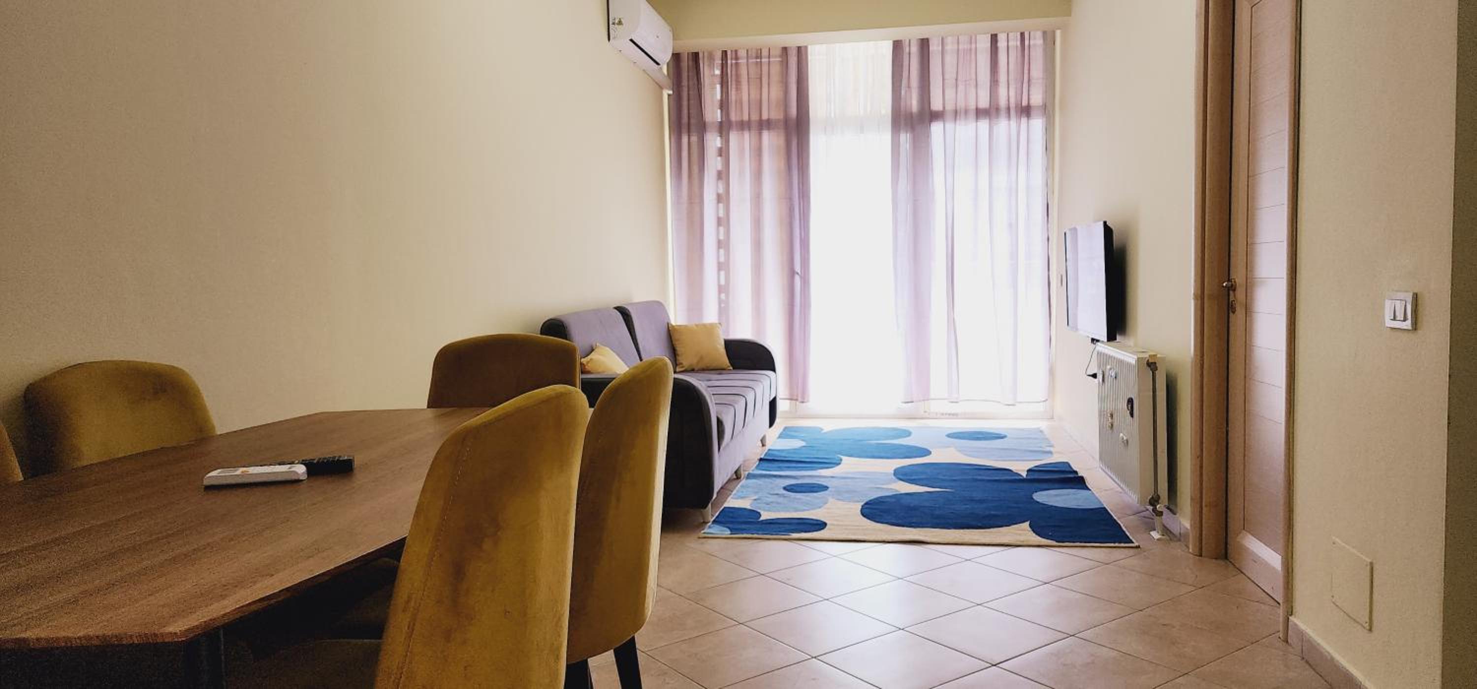 Pleasant apartment with free dedicated parking in Komuna e Parisit
