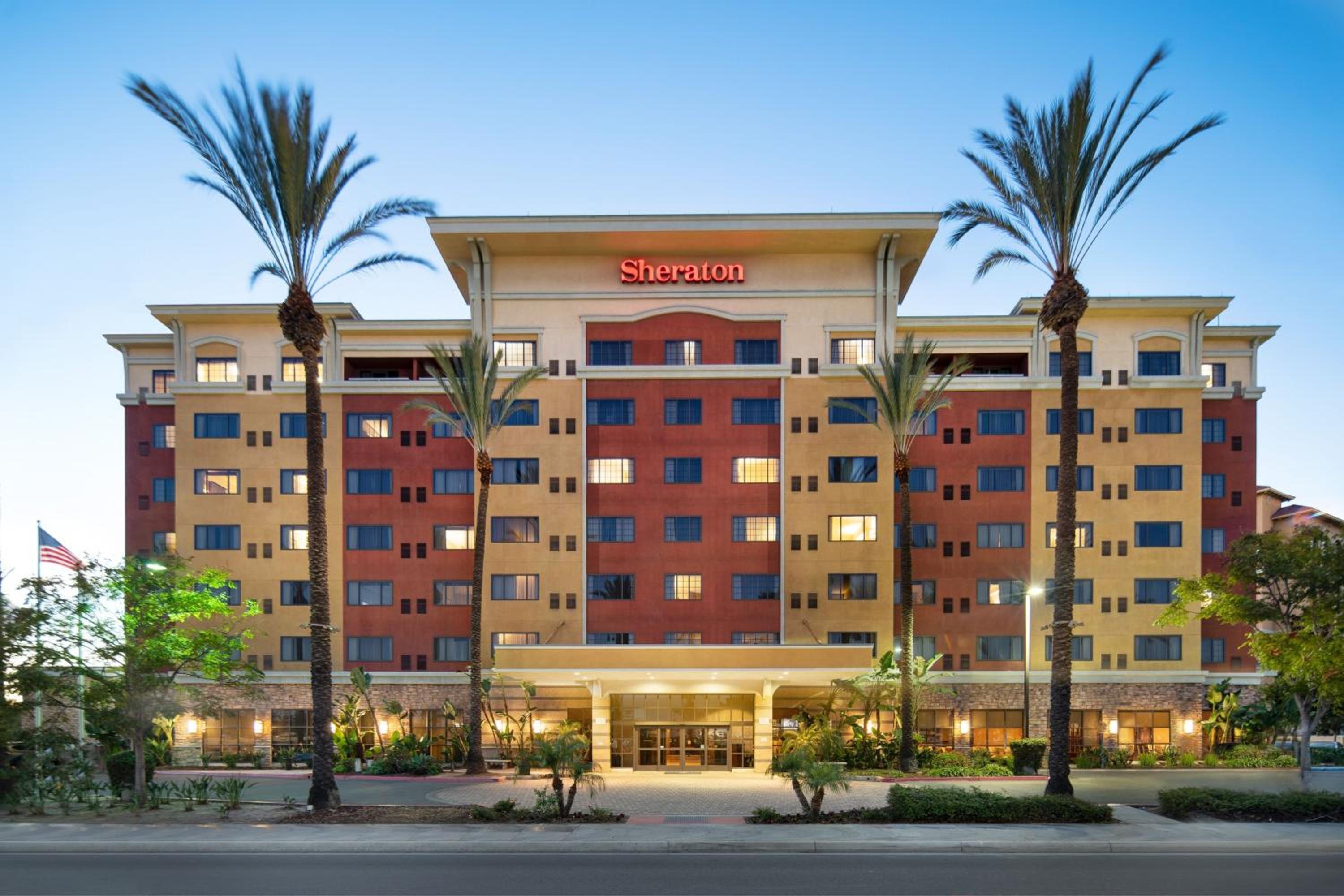 Hotel Sheraton Garden Grove-Anaheim South - Image 1