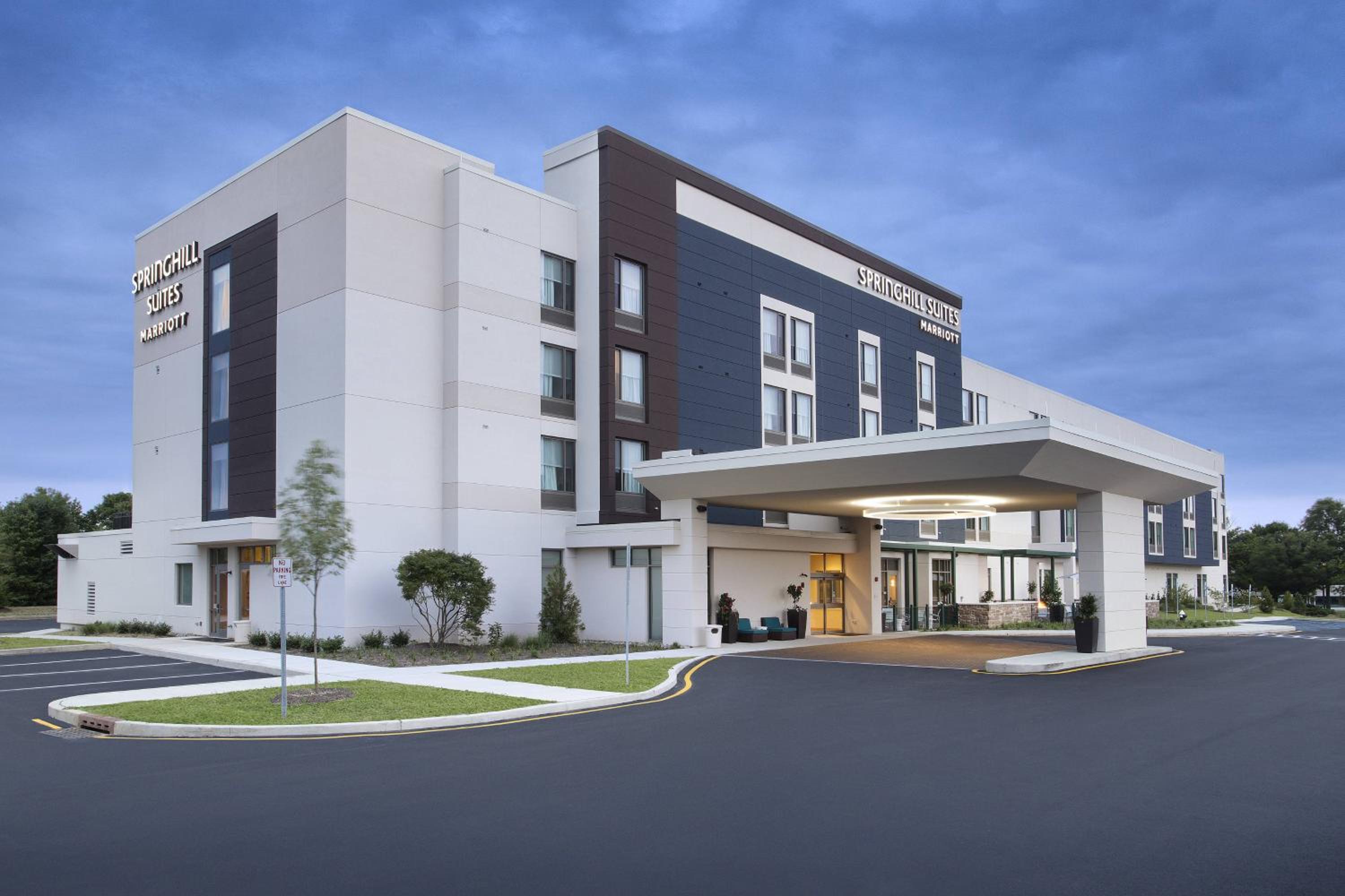 Mount Laurel Vacations - SpringHill Suites by Marriott Mount Laurel - Property Image 14