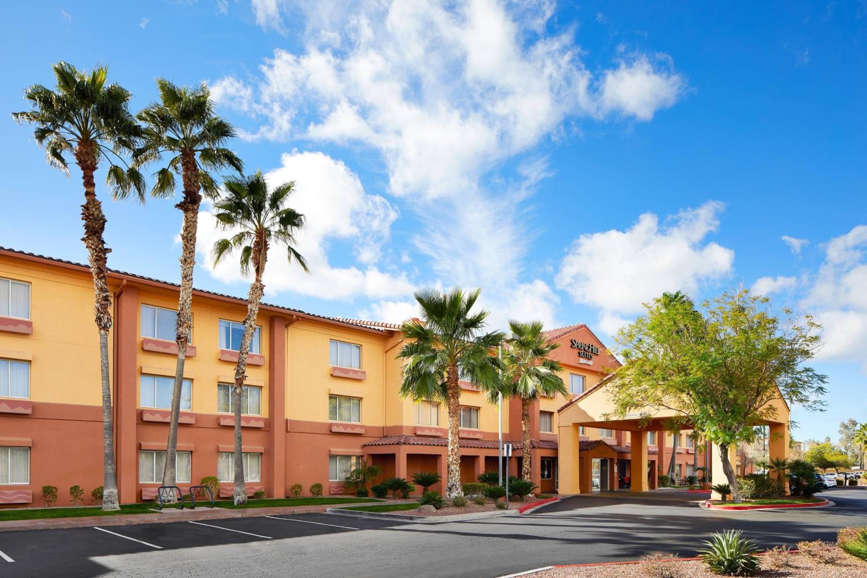 Hotel SpringHill Suites Tempe at Arizona Mills Mall - Image 1