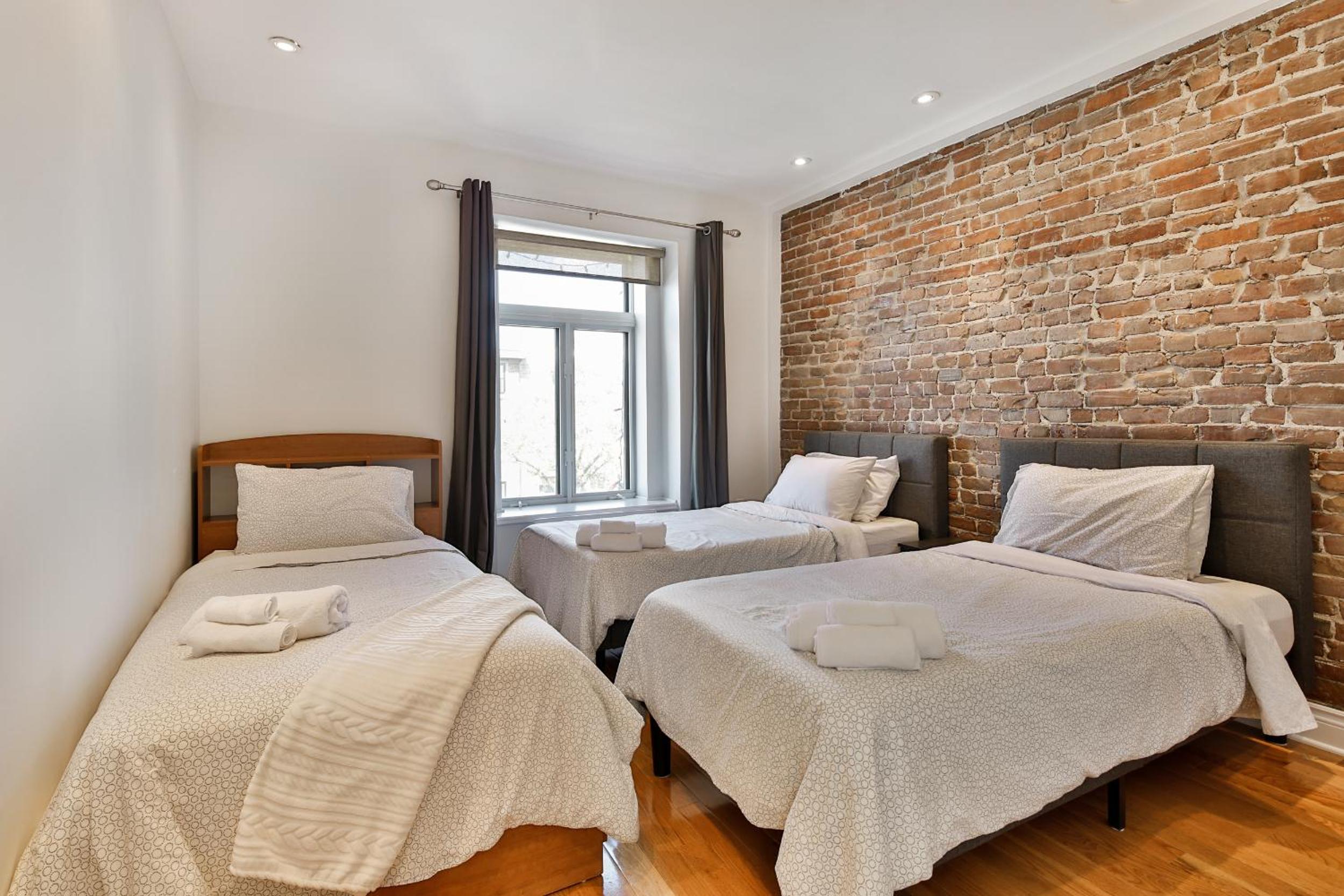 STUNNING full APARTMENTS - stocked KITCHENS - WASHER & DRYERS - WORKSPACE PROVIDED - FAST WIFI - LOCATED on the FAMOUS ST Denis street - Near METRO MONT RO
