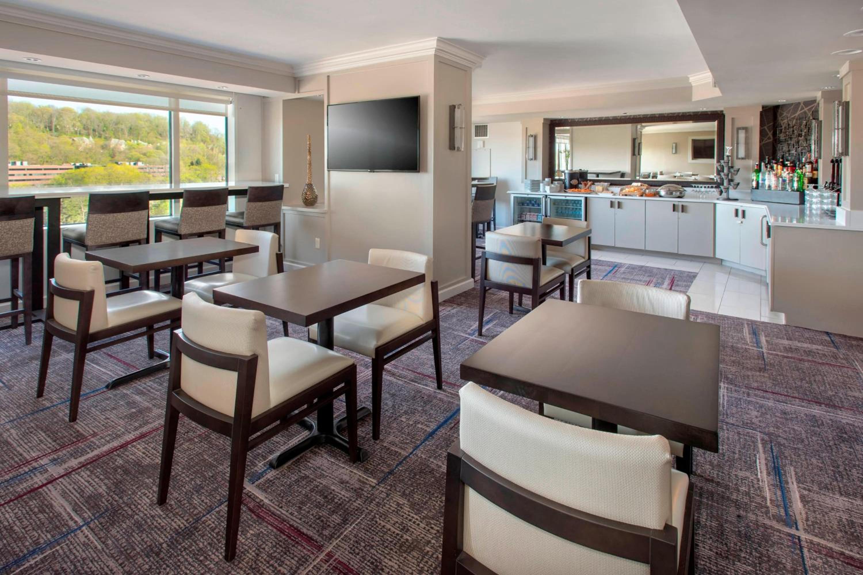 Marriott Philadelphia West - Property Image 2