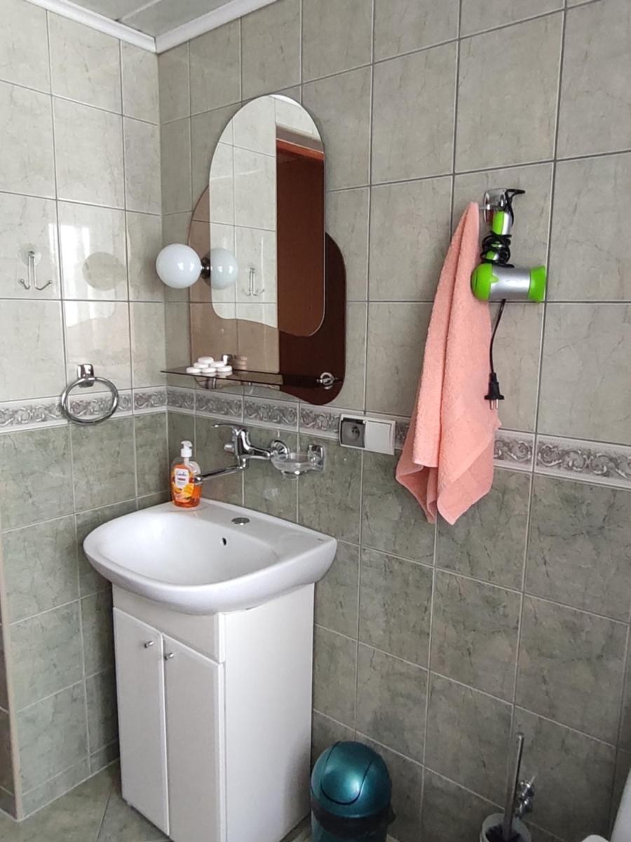 Photo 48