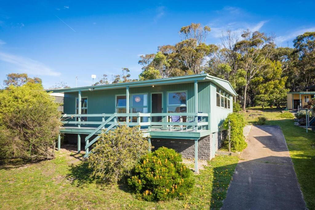 Sea Home With a View at Pambula Beach-Pet Friendly