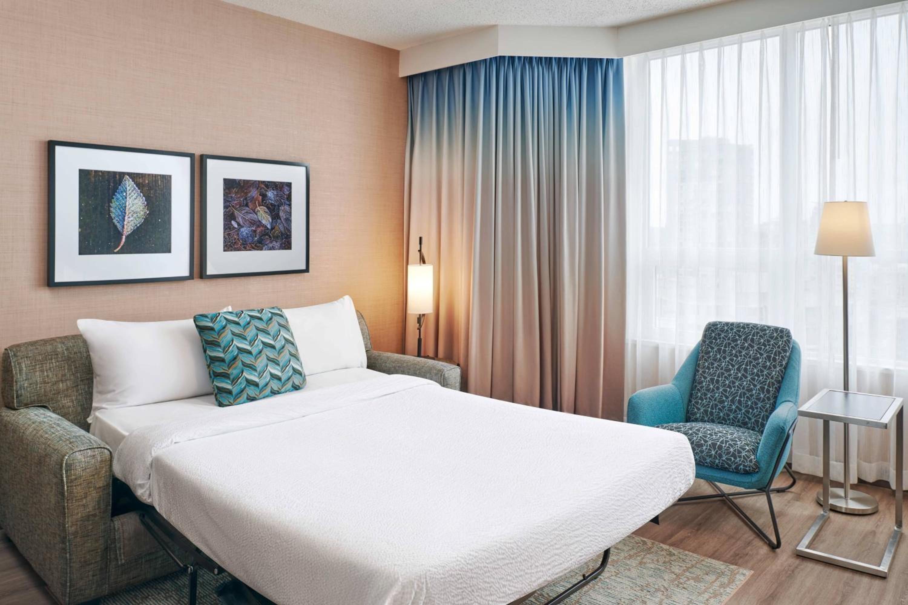 Residence Inn by Marriott Vancouver Downtown-3