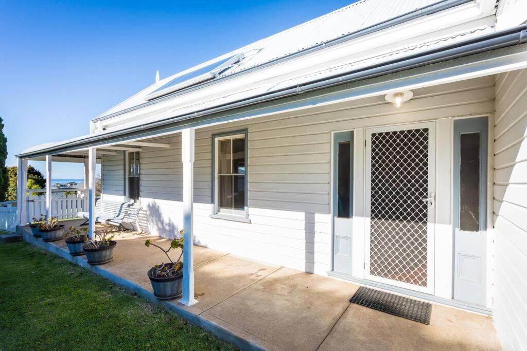 Dar-el -Great Old World Charm, pet friendly home!