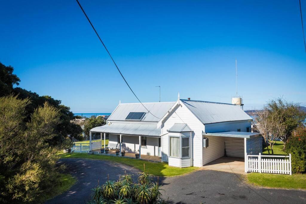 Dar-el -Great Old World Charm, pet friendly home!