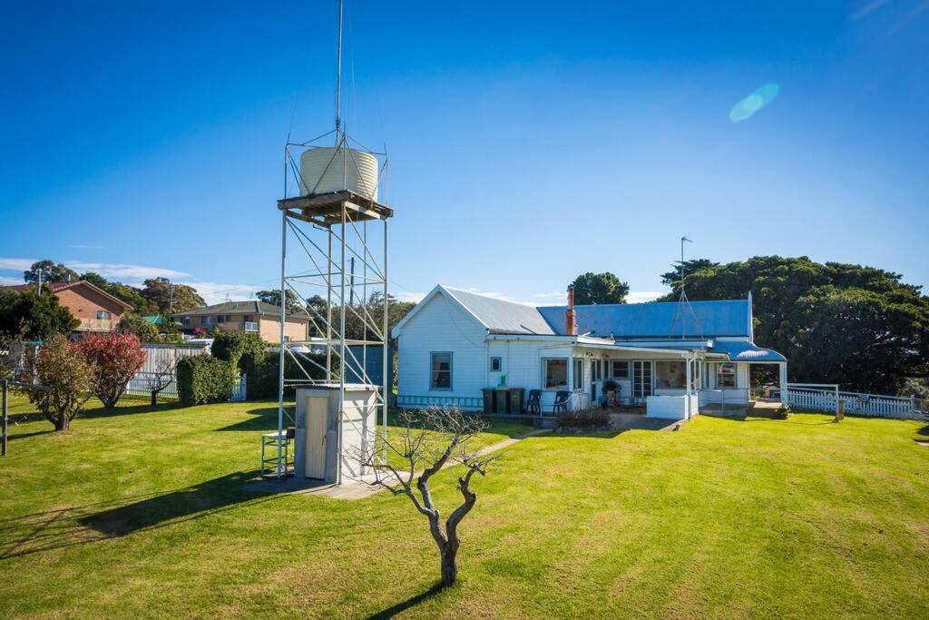 Dar-el -Great Old World Charm, pet friendly home!
