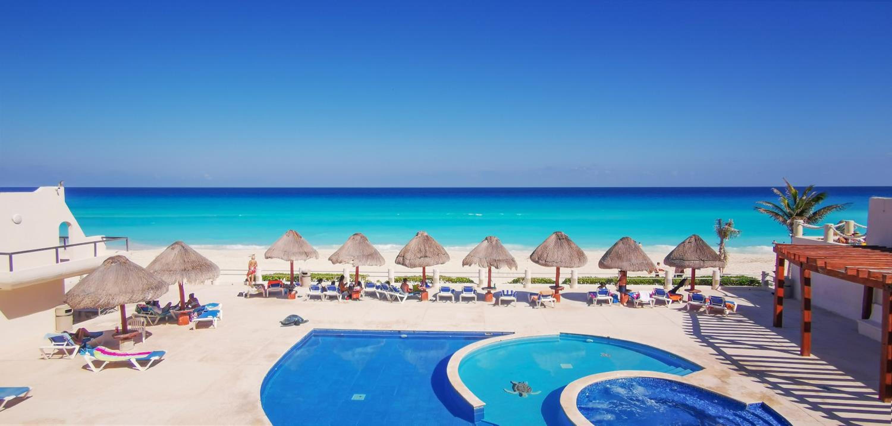 Villa Aurora Beautiful Beachfront Apartment