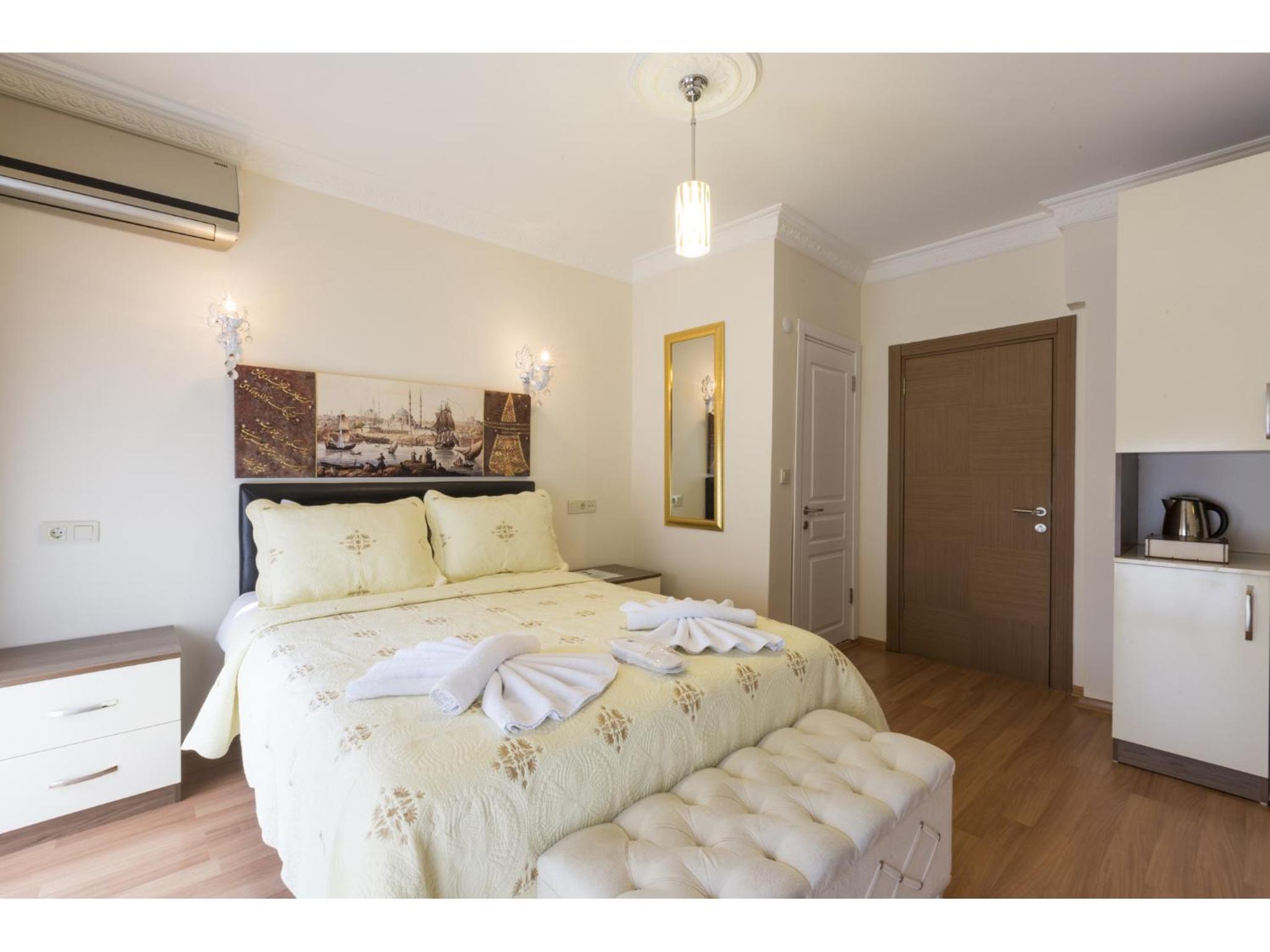 Zendy Suite Otel - Image 25