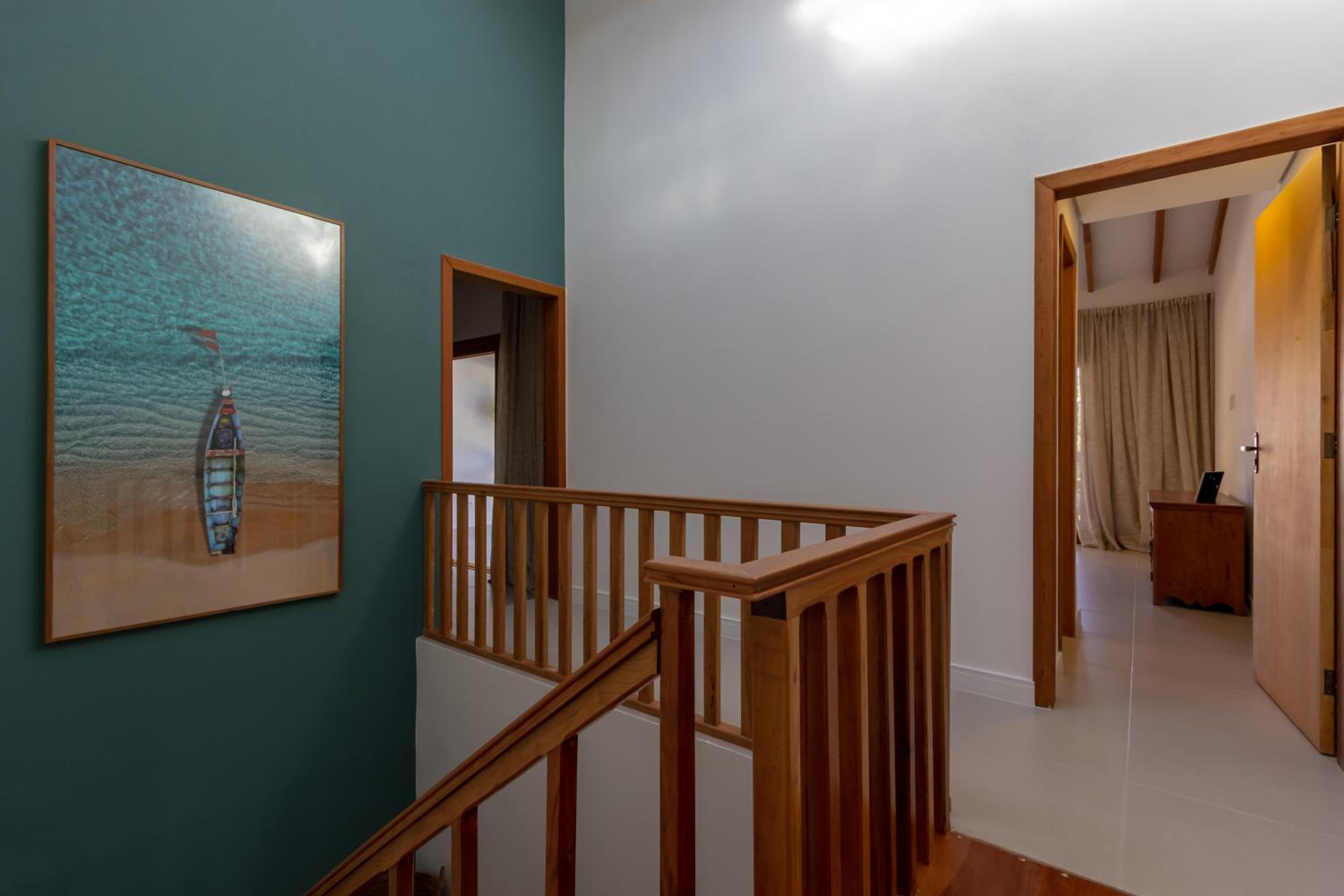 Chez Marguera em Juquehy - Luxo com muito espaço, conforto e lazer - incluso roupas de cama e banho, diarista, serviço praia, piscina aquecida, maquina gel