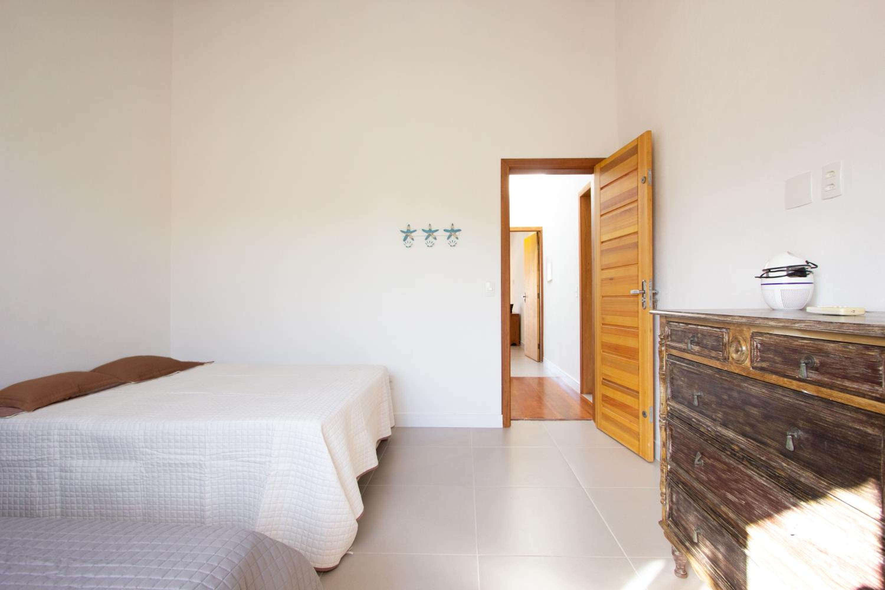 Chez Marguera em Juquehy - Luxo com muito espaço, conforto e lazer - incluso roupas de cama e banho, diarista, serviço praia, piscina aquecida, maquina gel