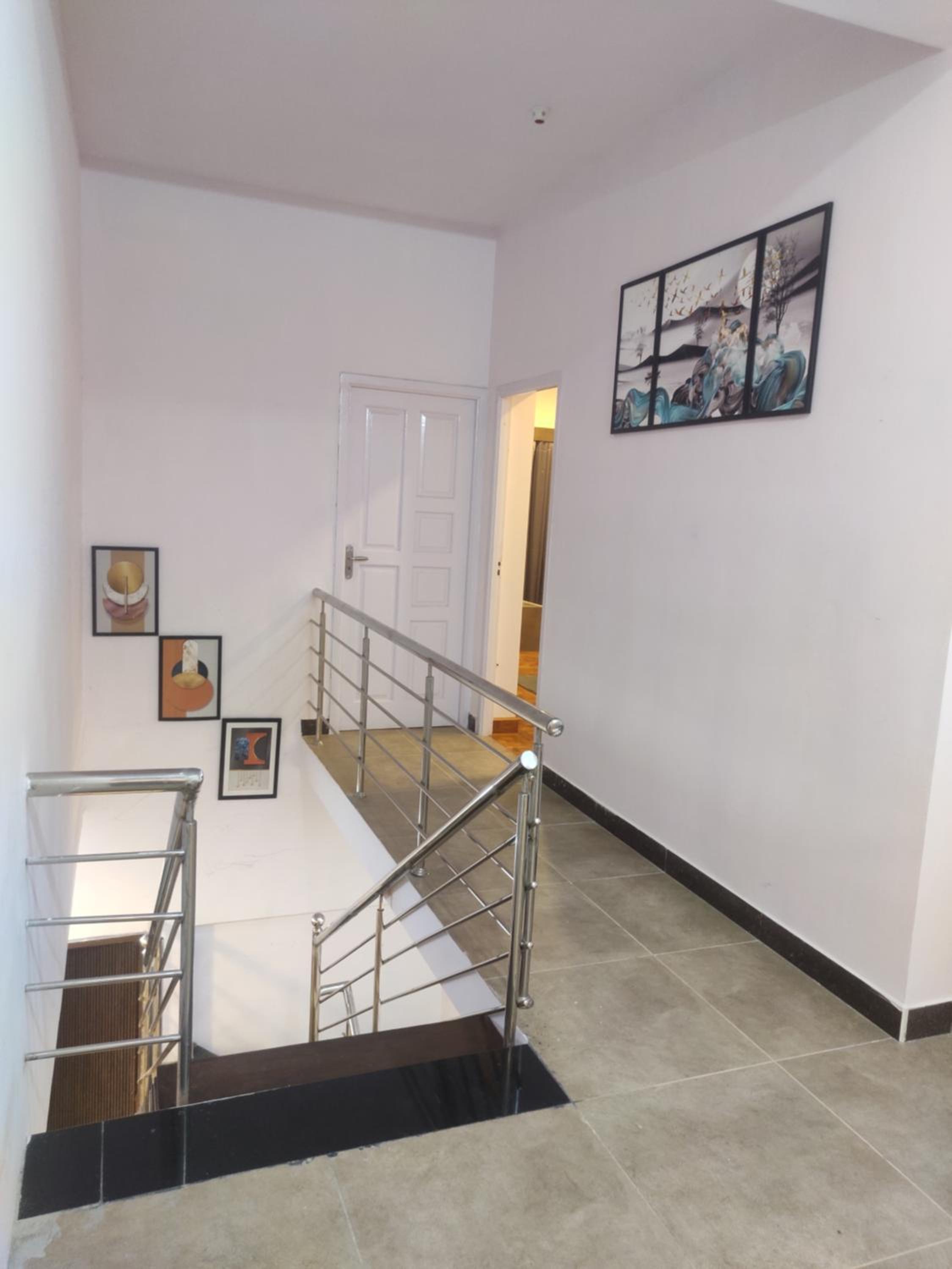 Chill Breeze Castle - 4BHK Villa with Captivating city view & Mountain view, Wifi, Campfire, Homemade Food view 4