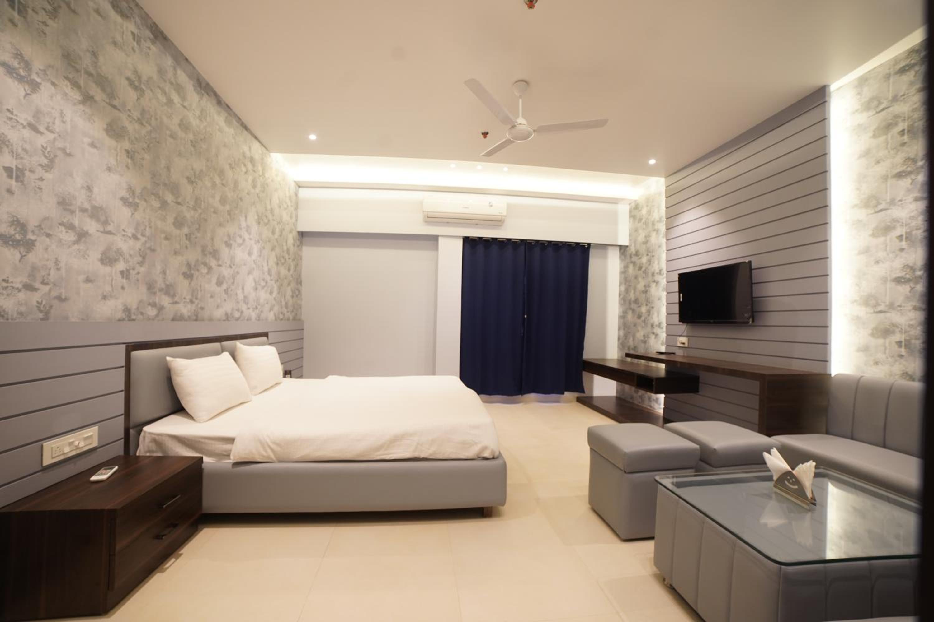 Aceotel Select Mayur