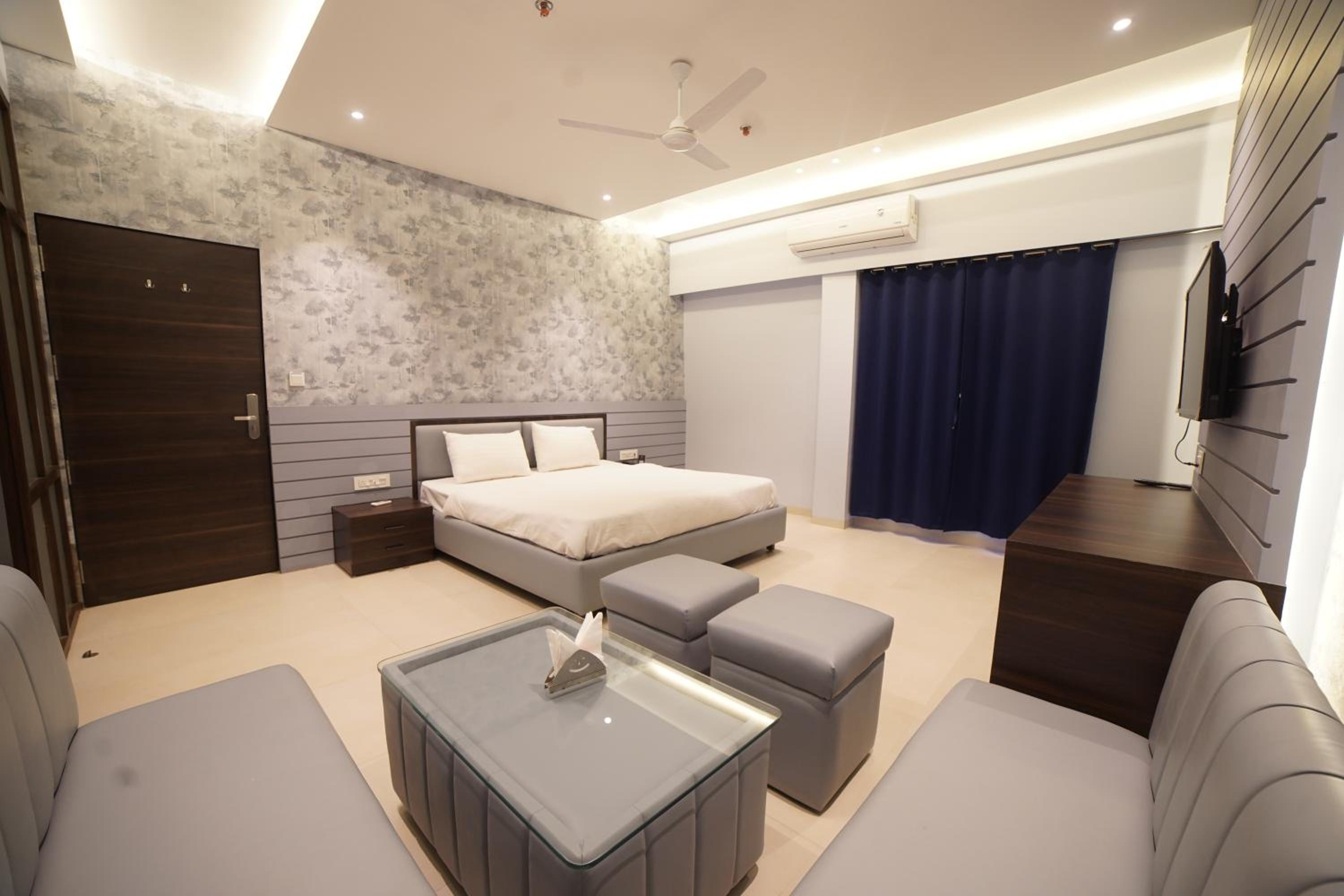Aceotel Select Mayur