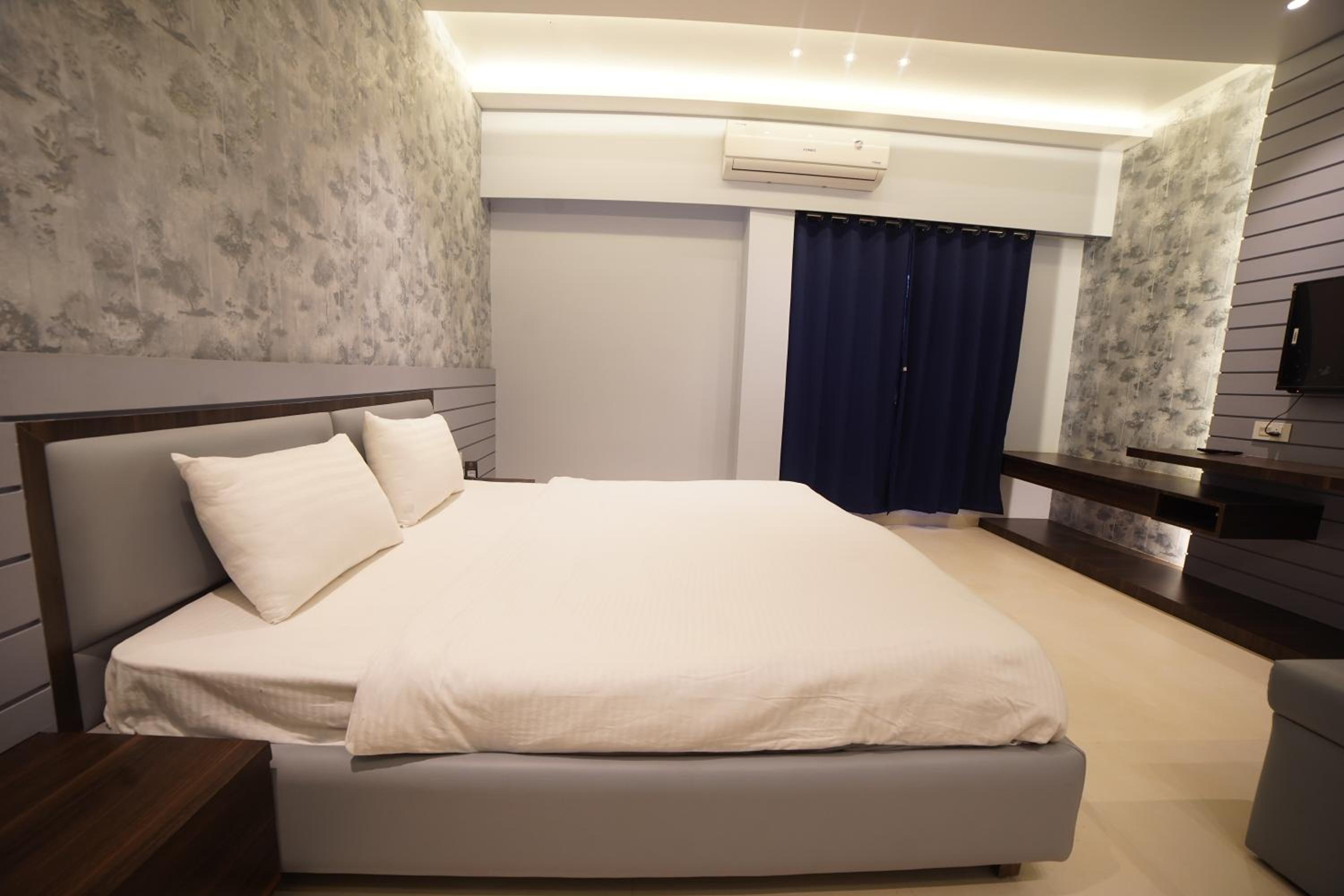 Aceotel Select Mayur