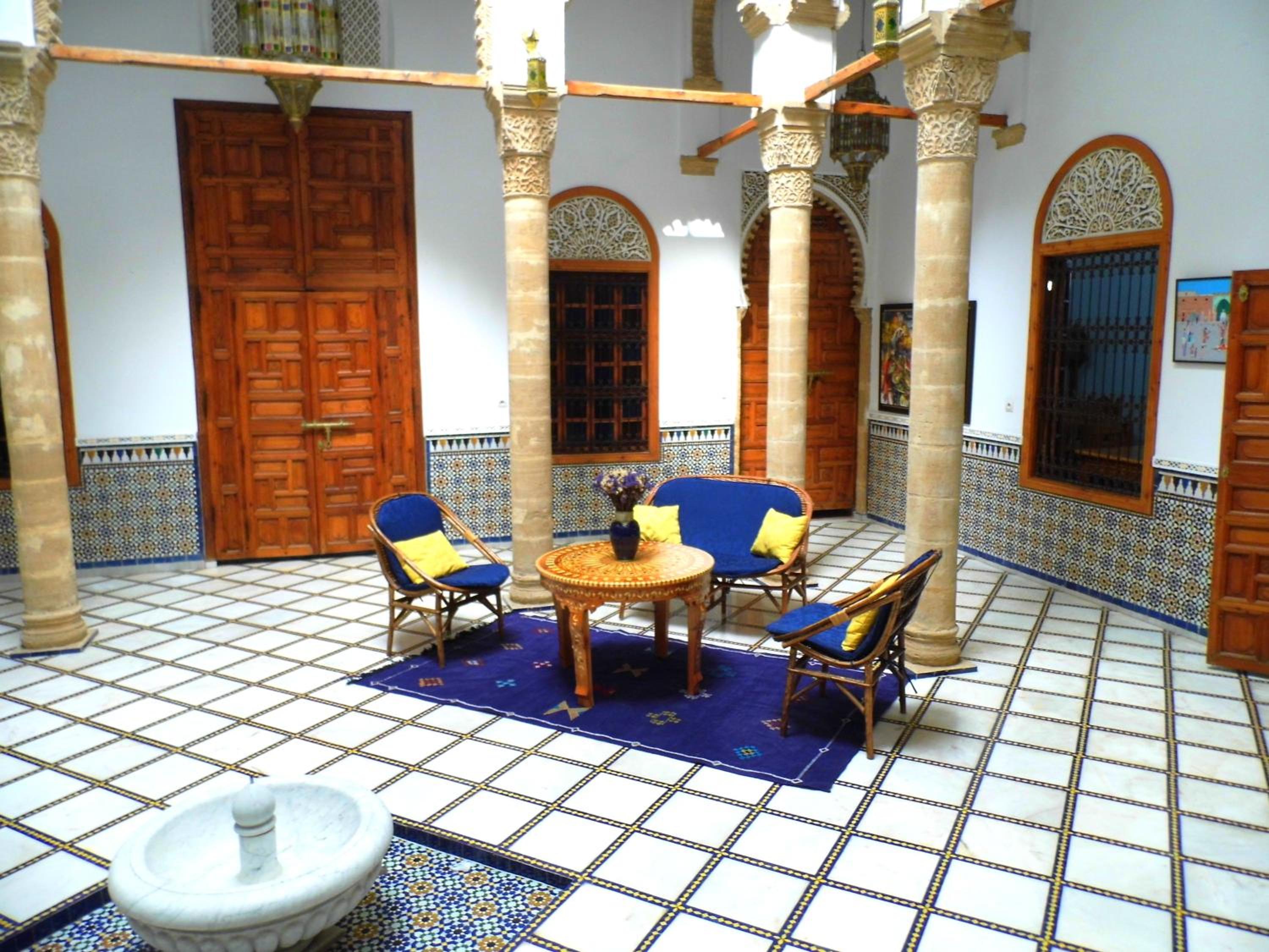 lounge