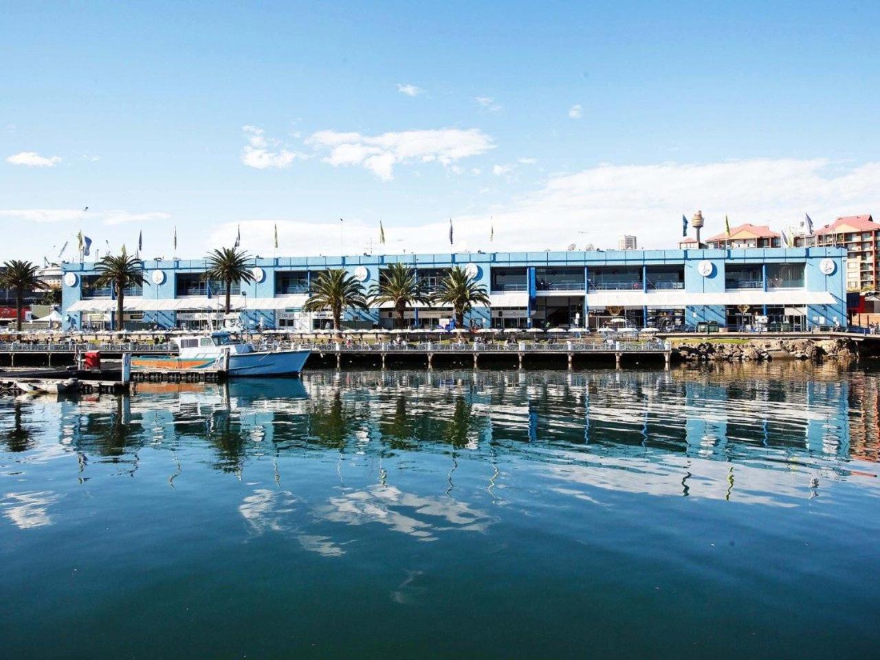 Spacious & Cosy 2 Bedroom Apartment in Darling Harbour