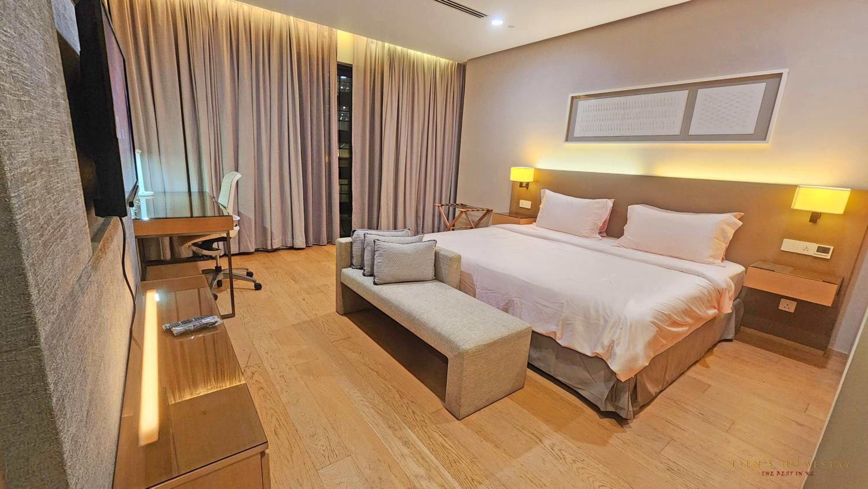 Luxurious stay in 188 Fraser Residence Suite