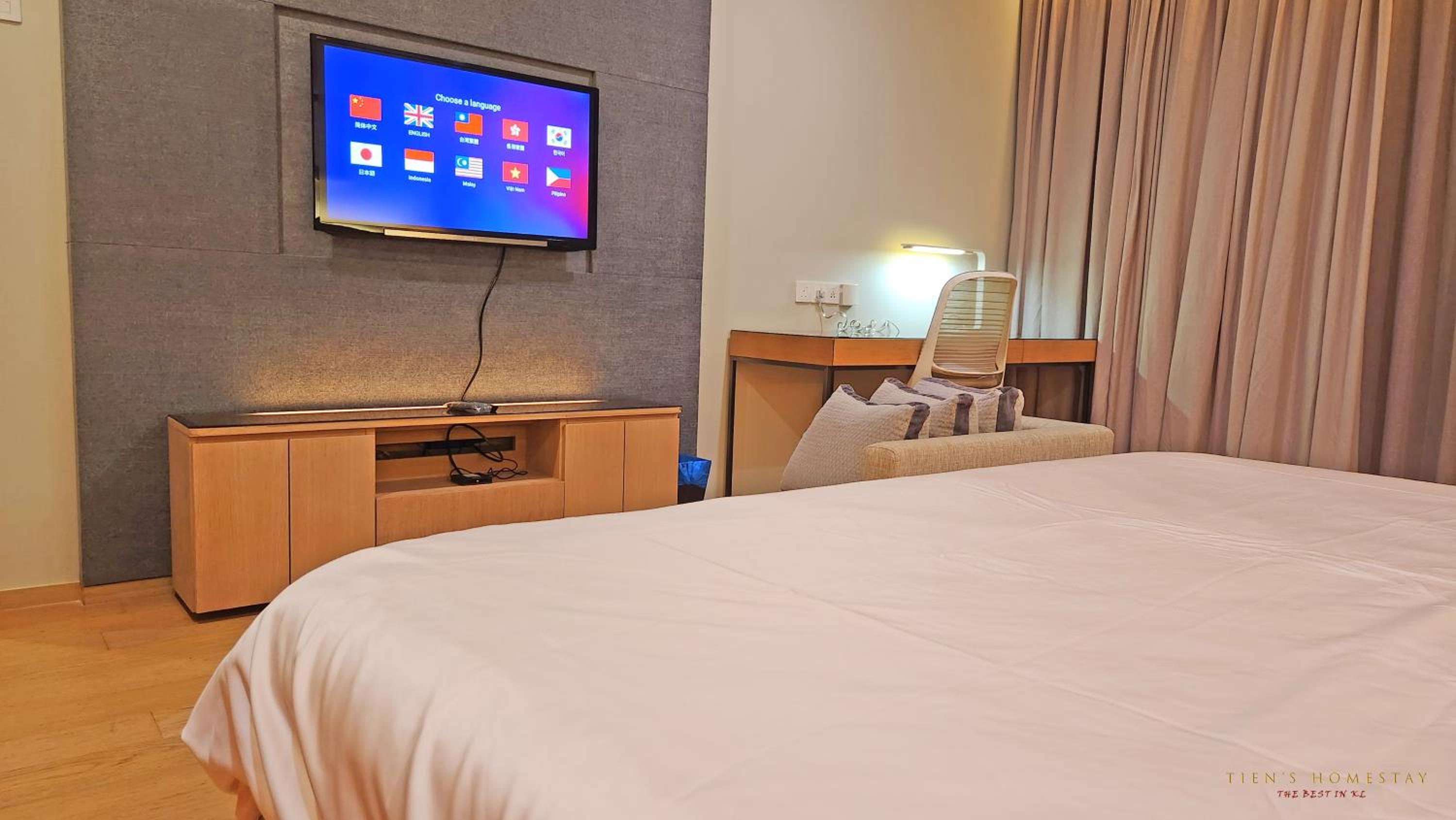 Luxurious stay in 188 Fraser Residence Suite