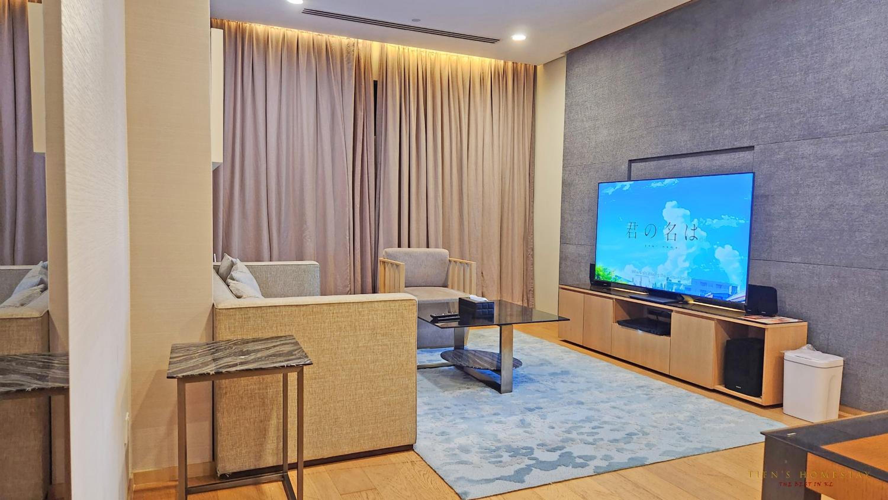 Luxurious stay in 188 Fraser Residence Suite