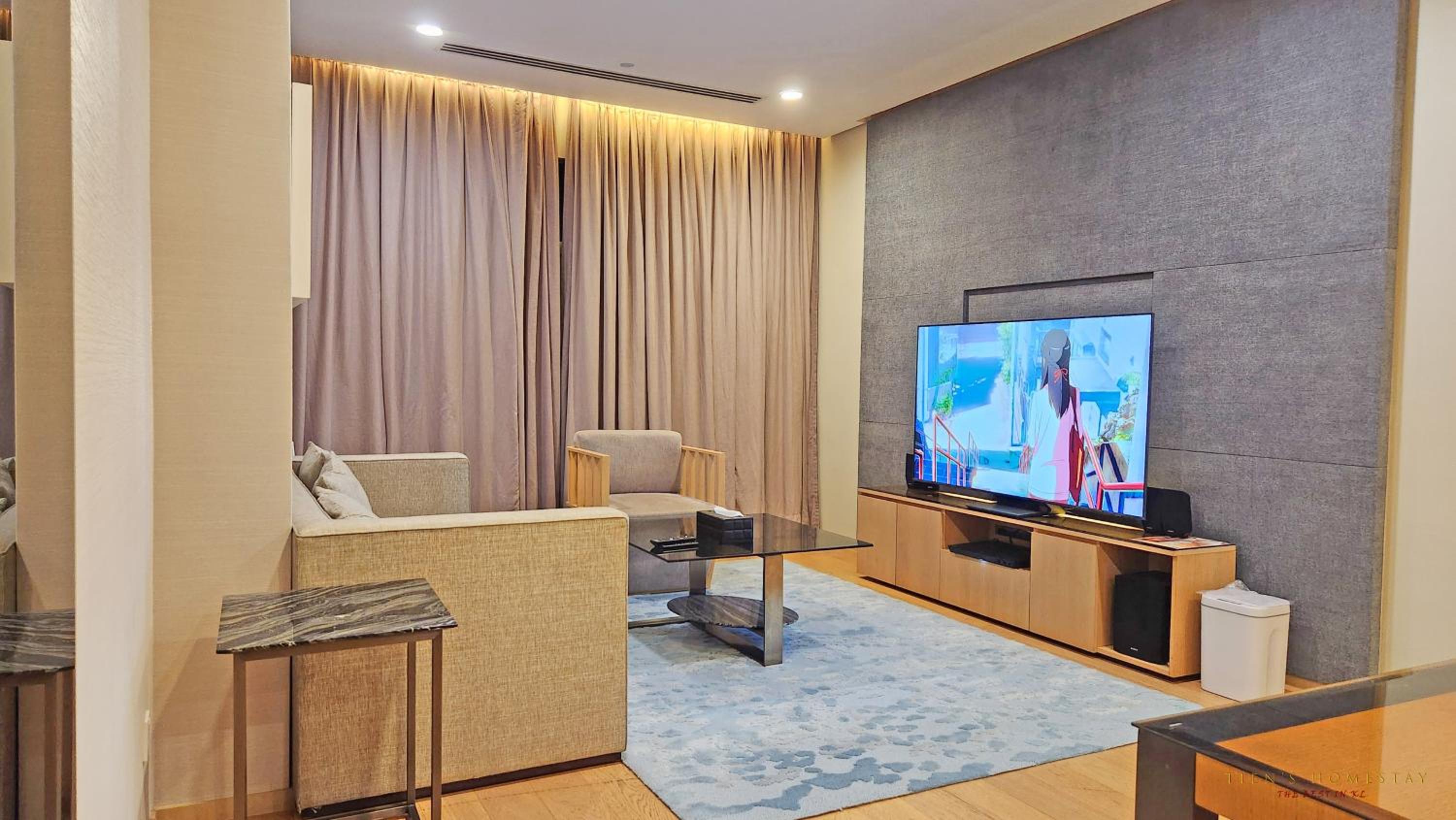 Luxurious stay in 188 Fraser Residence Suite