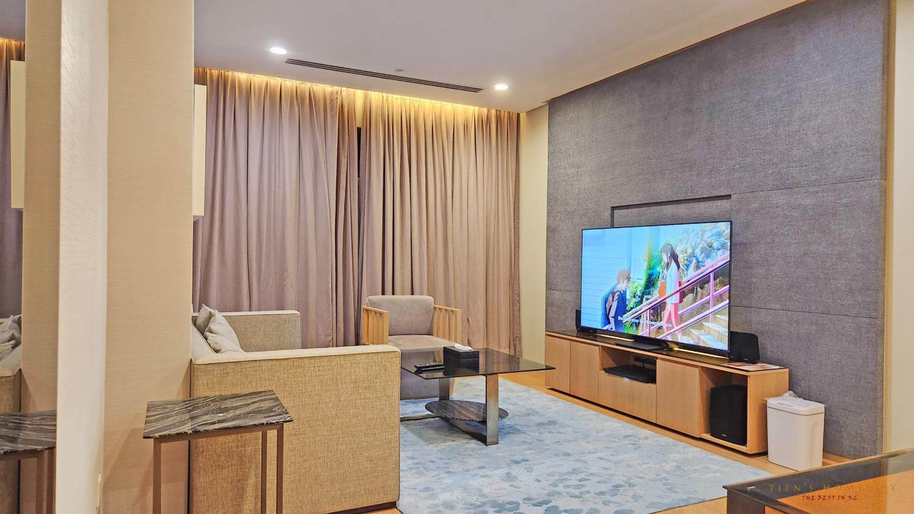 Luxurious stay in 188 Fraser Residence Suite