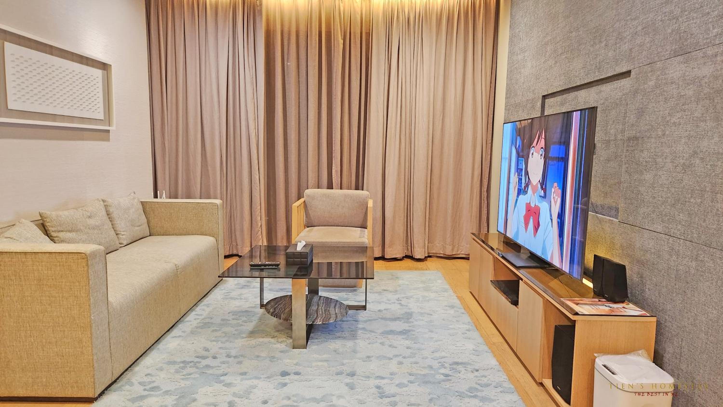 Luxurious stay in 188 Fraser Residence Suite