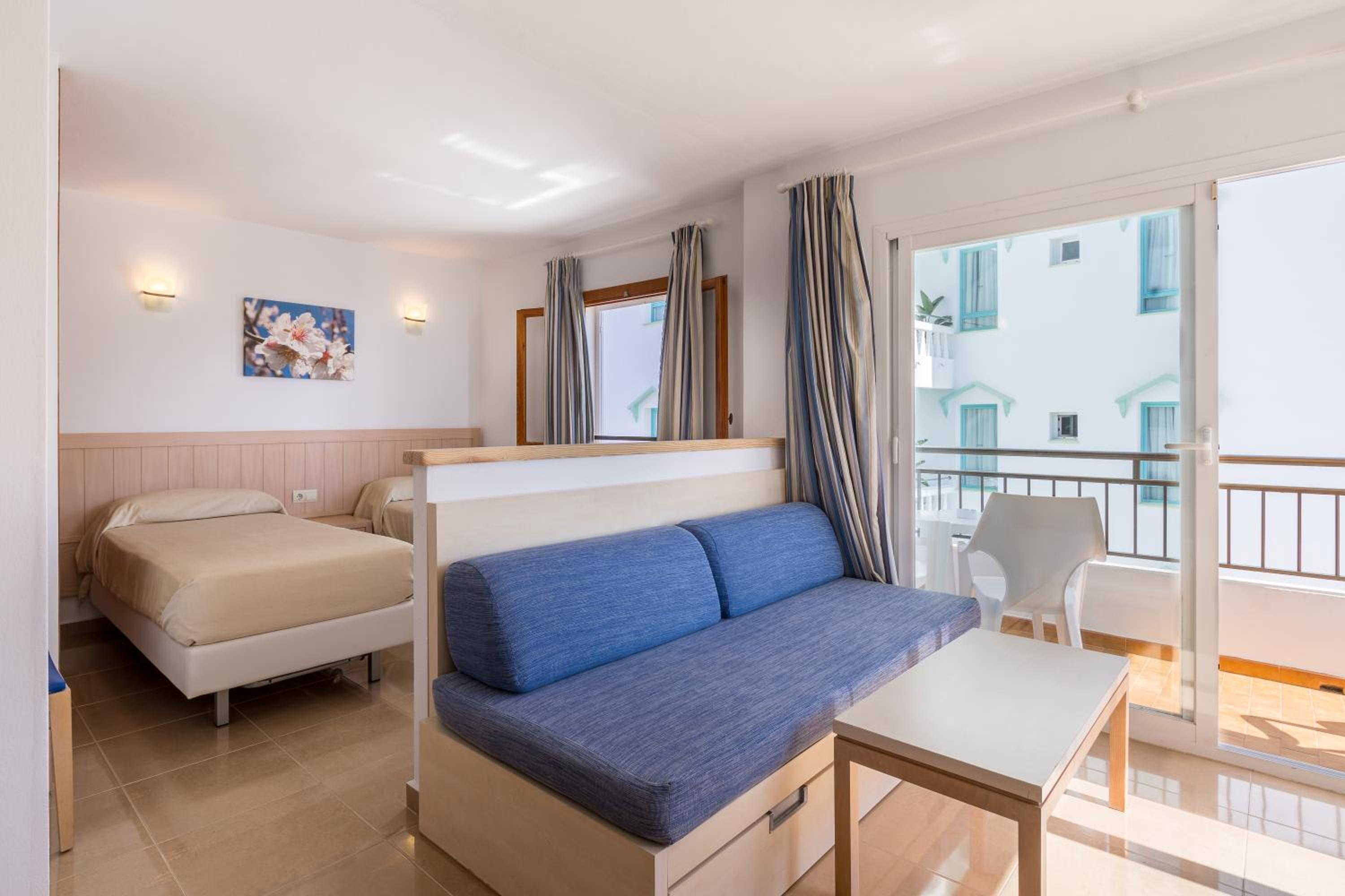 Bossa Bay - MC Apartments Ibiza