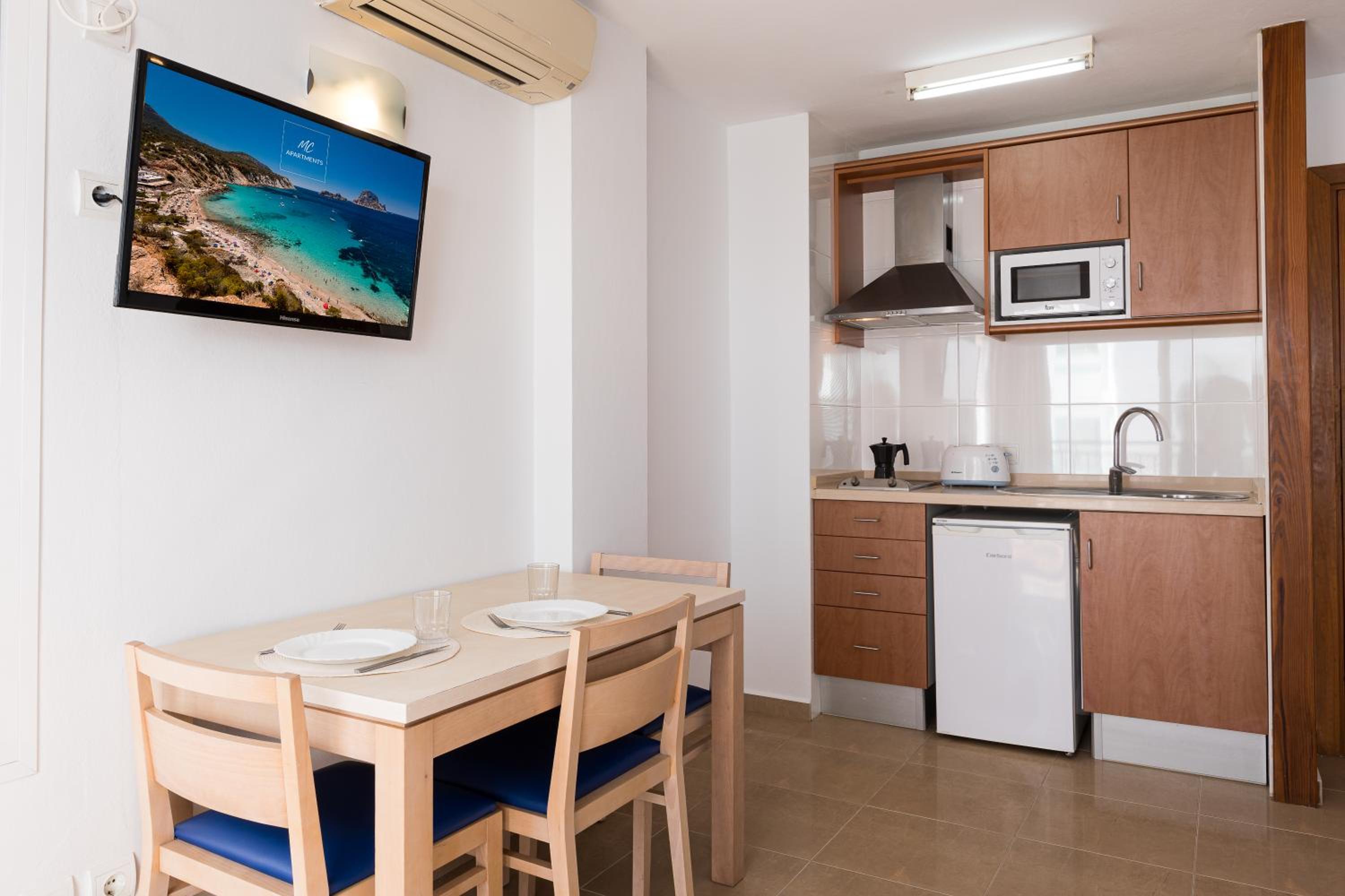 Bossa Bay - MC Apartments Ibiza