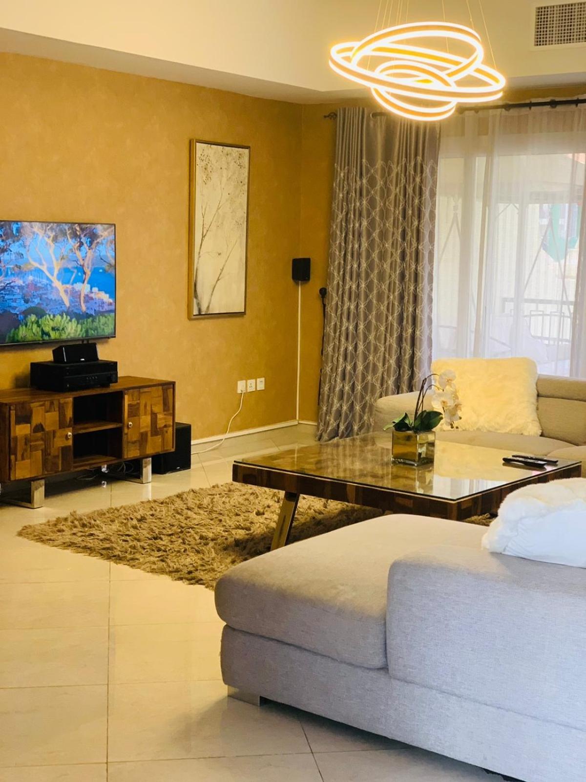 Hala Holiday Homes - Al Hamra Village, RAK