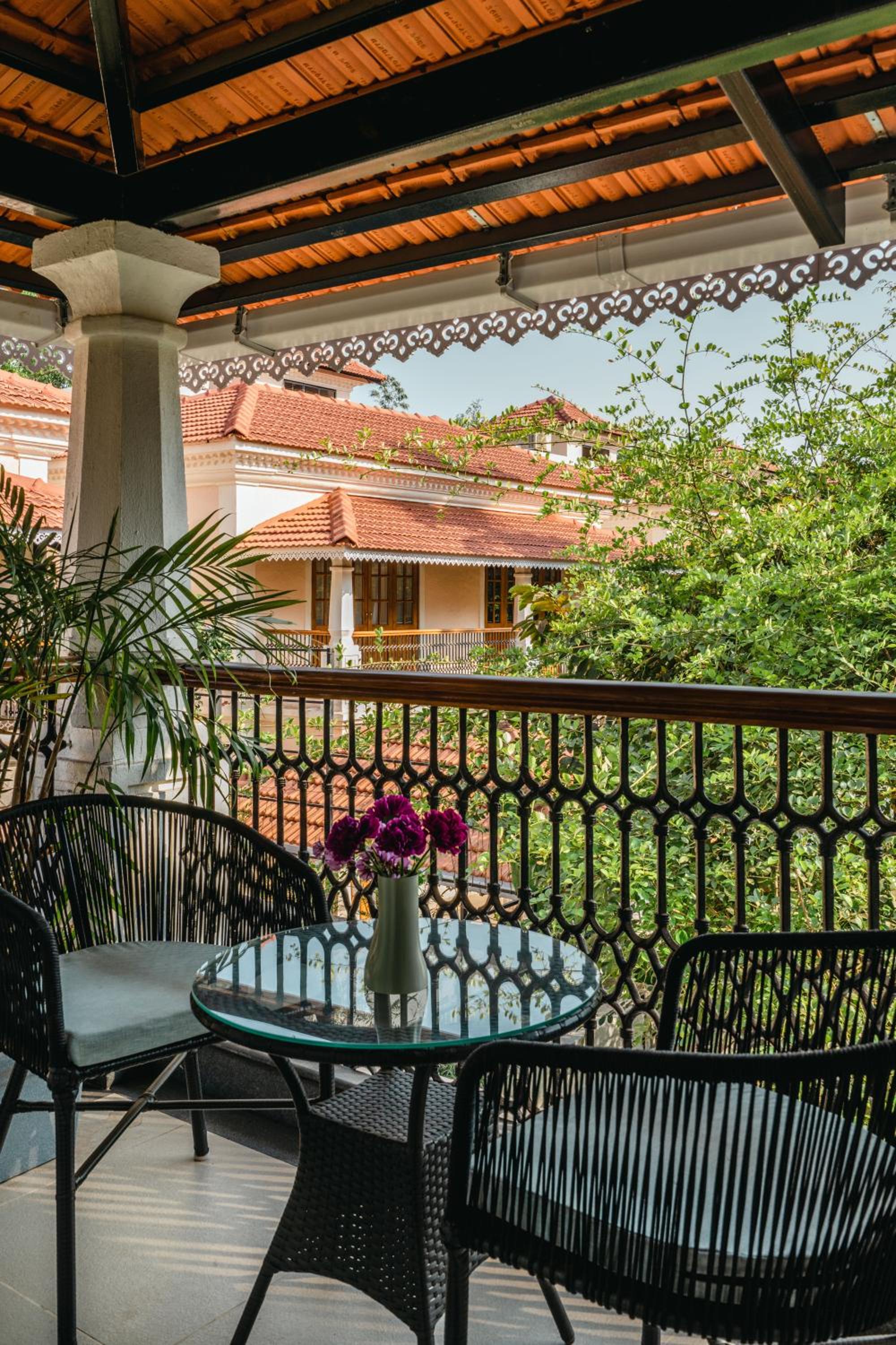 ELIVAAS 4 BHK with Pvt Pool & Terrace - Opalys view 4