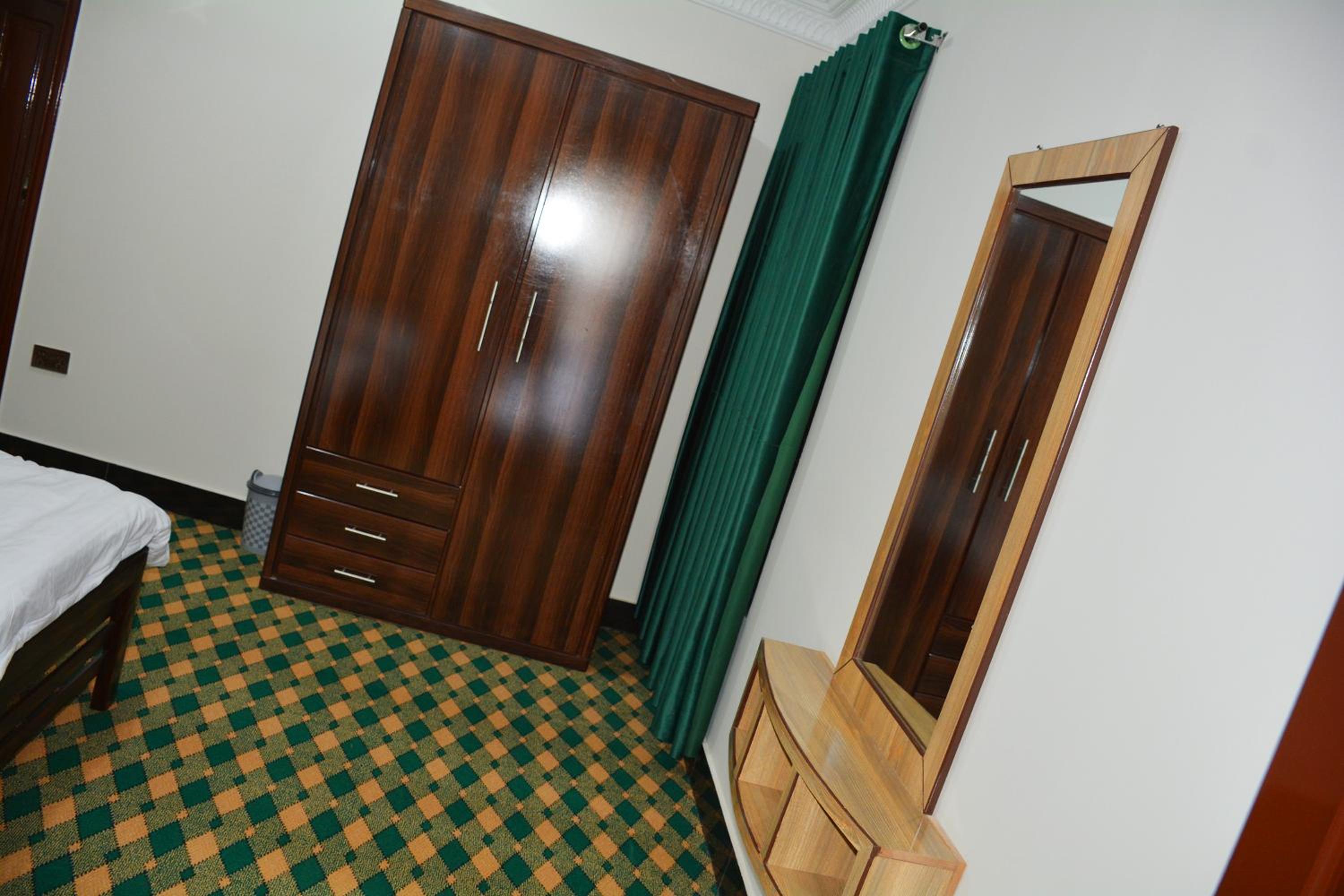Photo 21