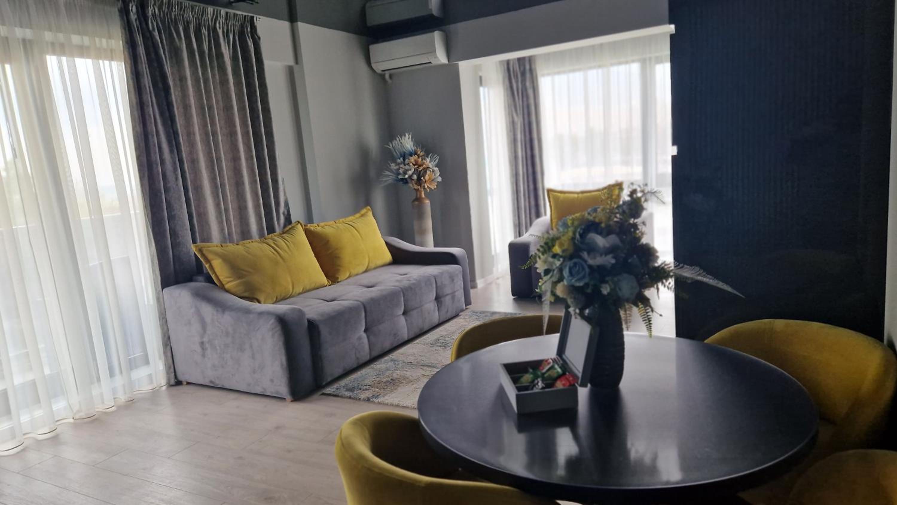Alecsa 1 Luxury Residence view 4