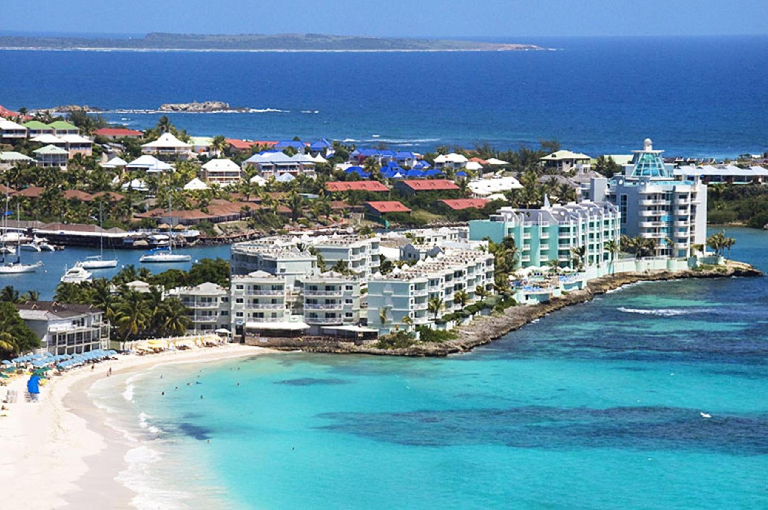 Oyster Bay Beach Resort - Photo 37