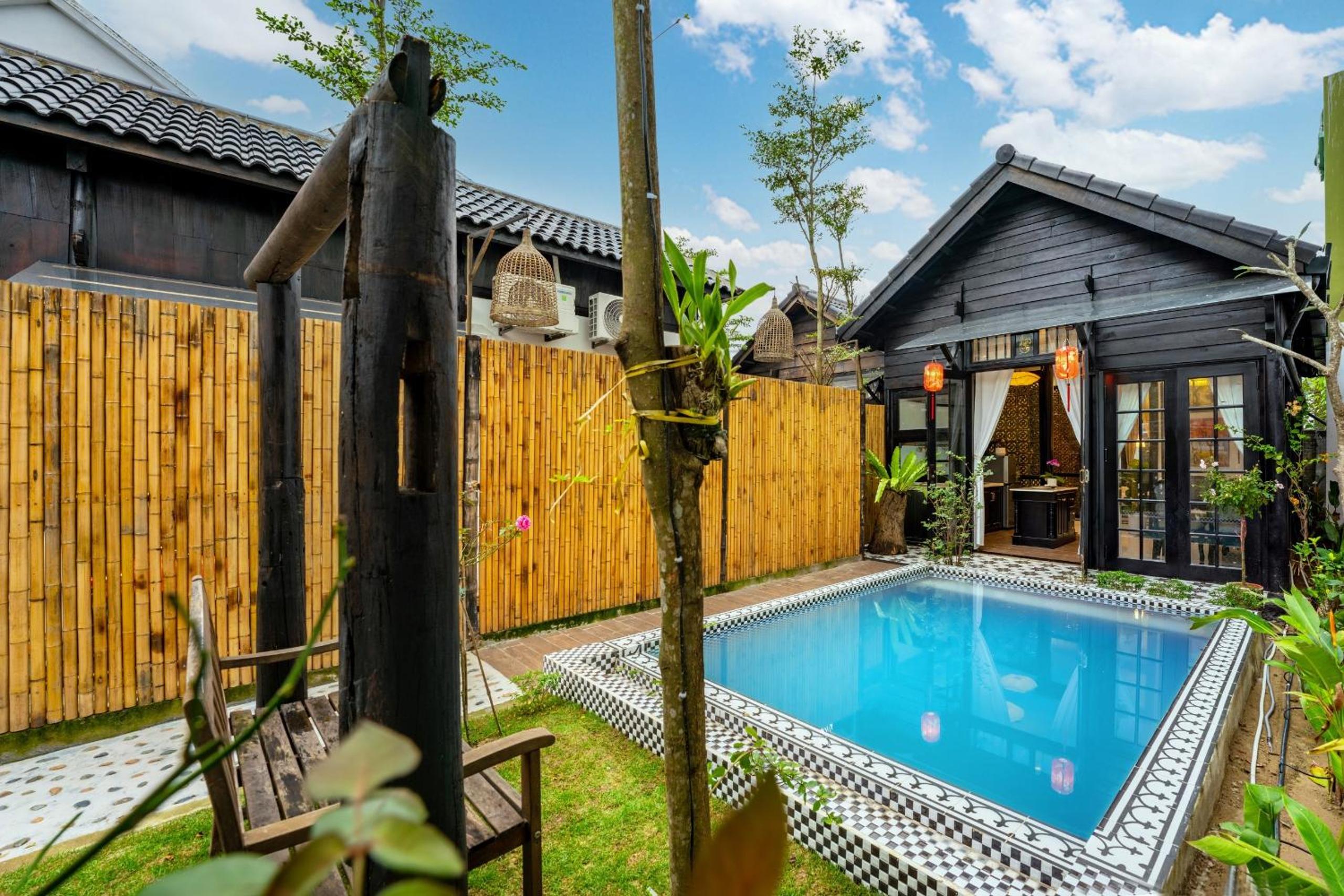 Lover's Retreat Villa Hoi An view 4