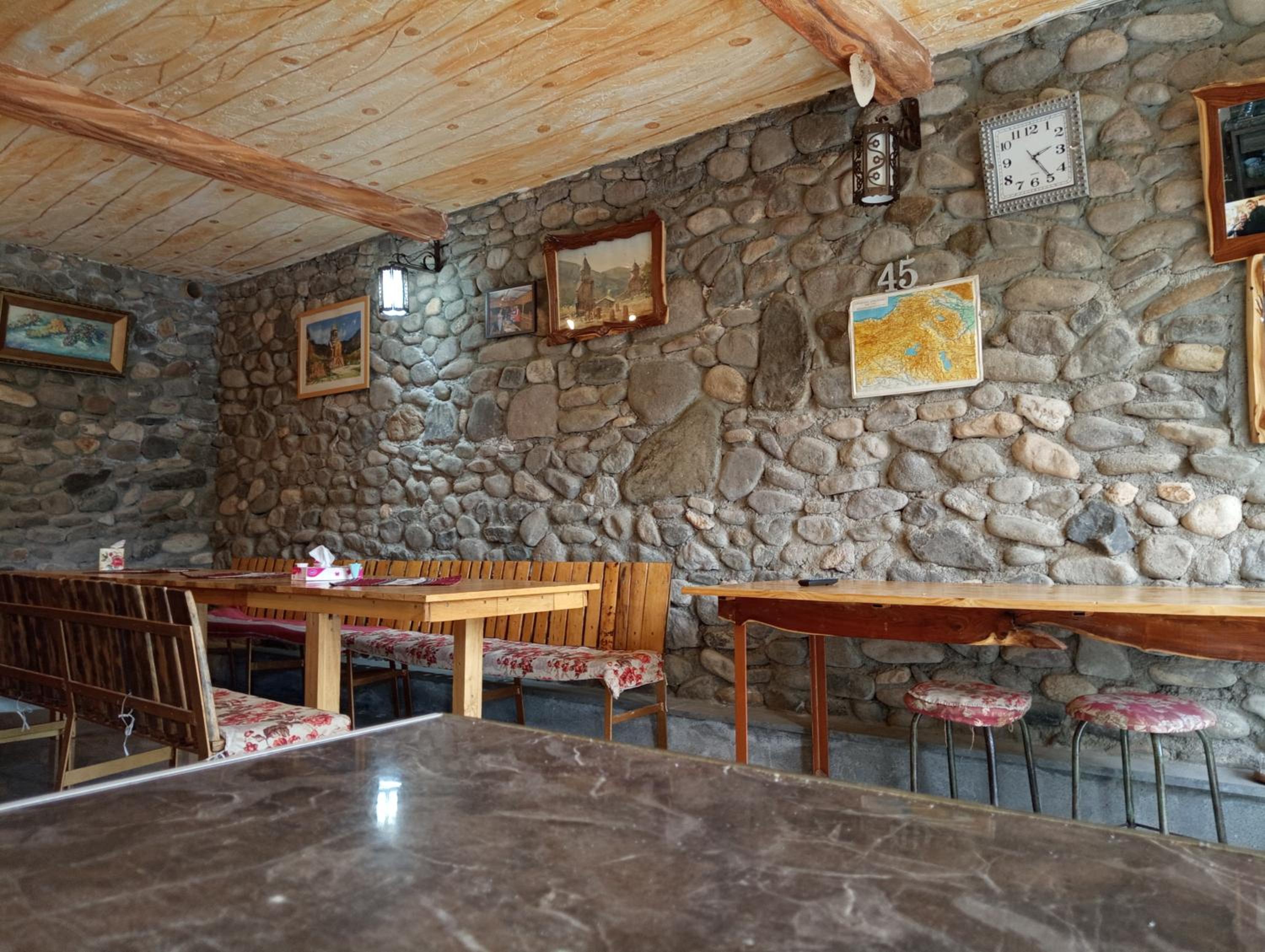 Luiza Guest House