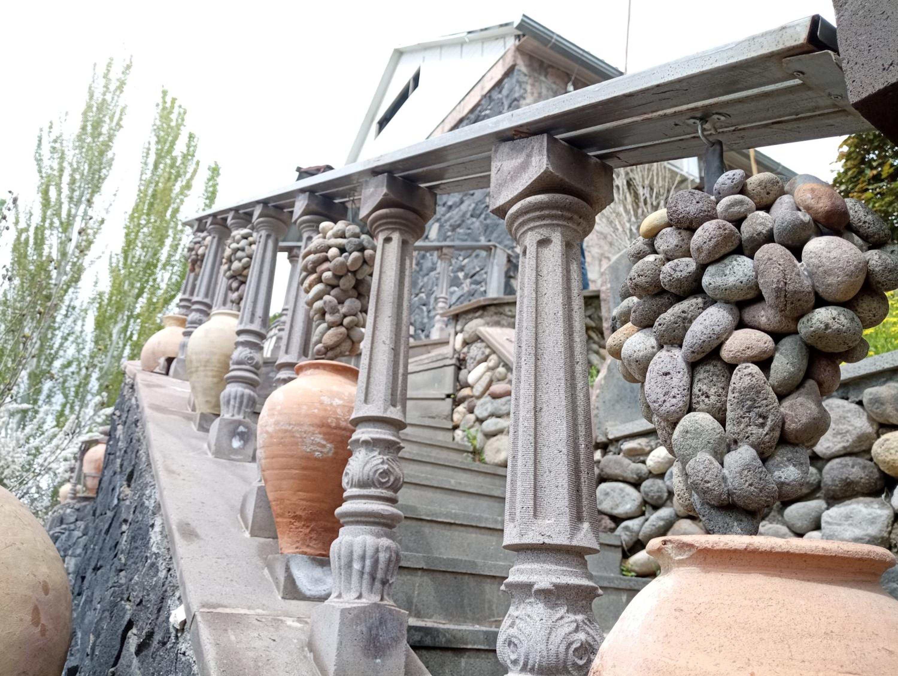 Luiza Guest House