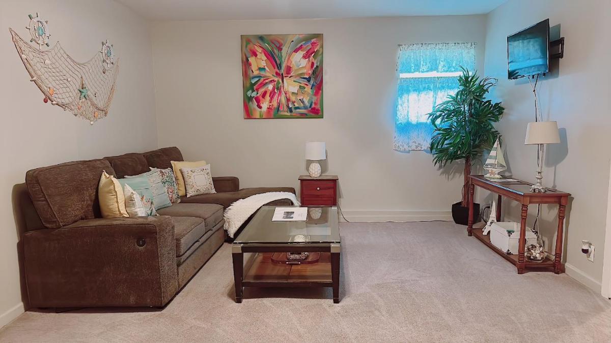 310 Priscilla Dr Apartment