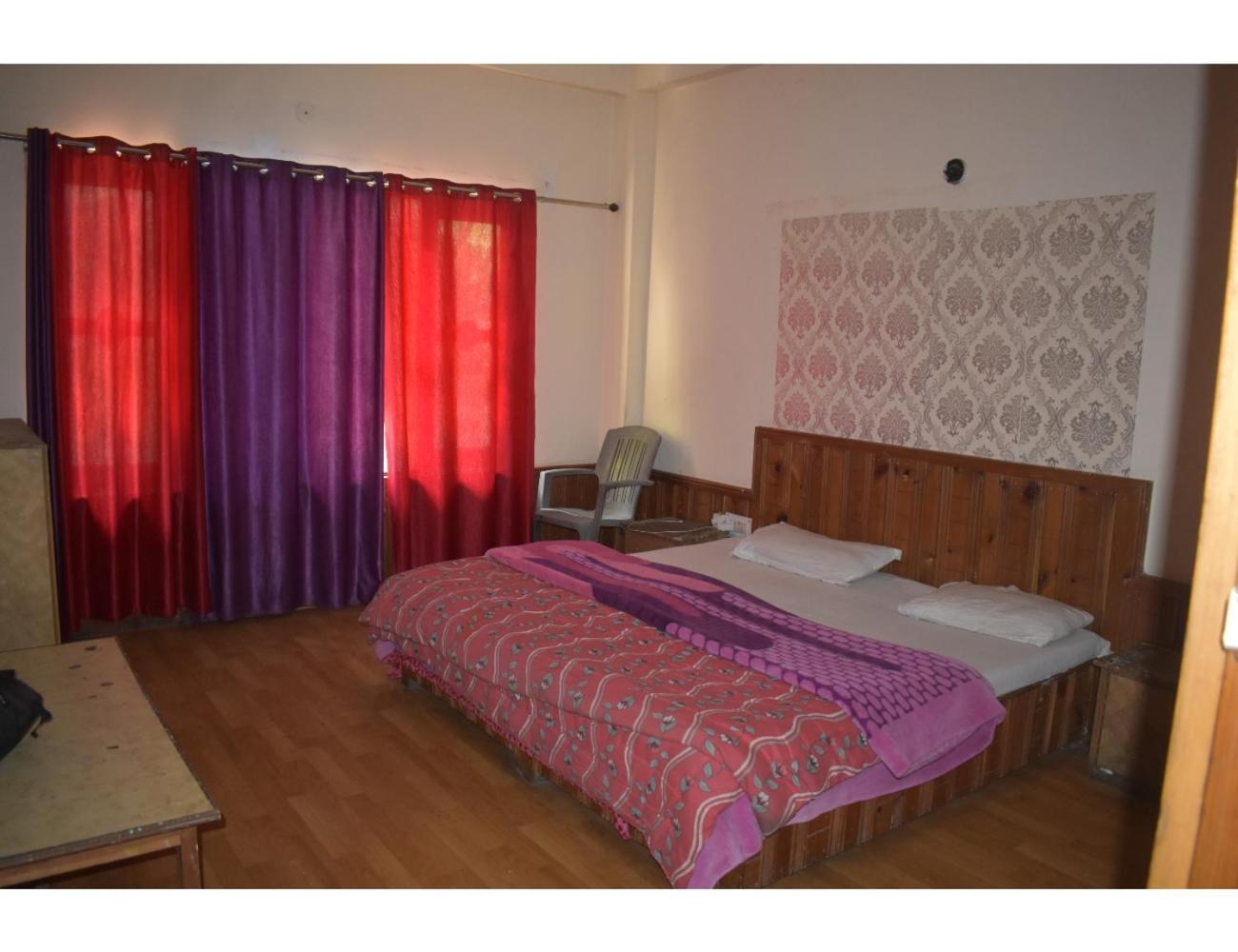 Hotel Deep Forest, Kullu