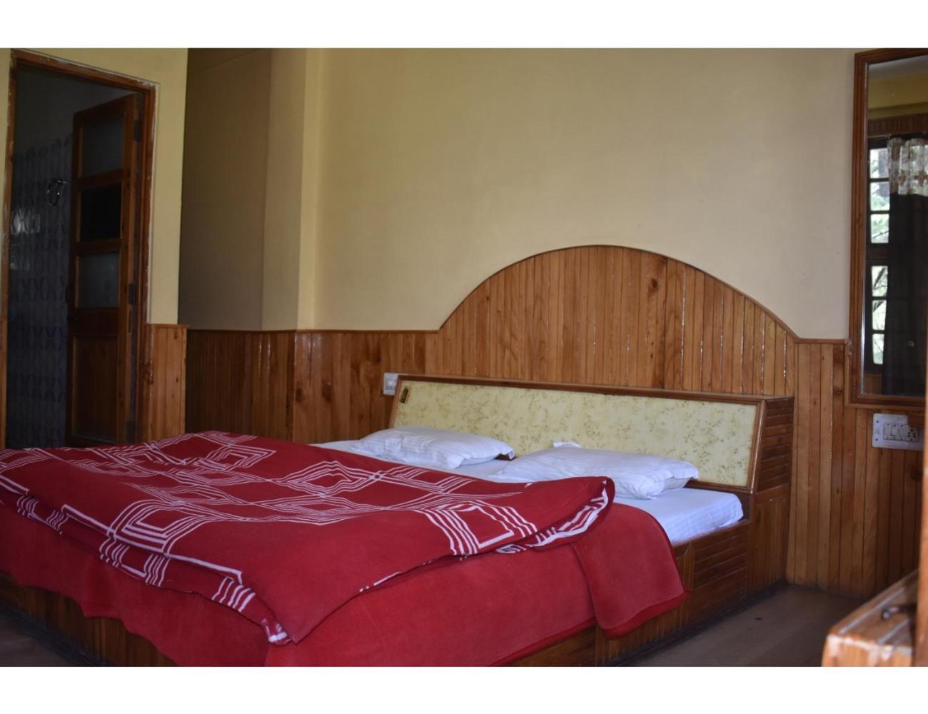 Hotel Deep Forest, Kullu