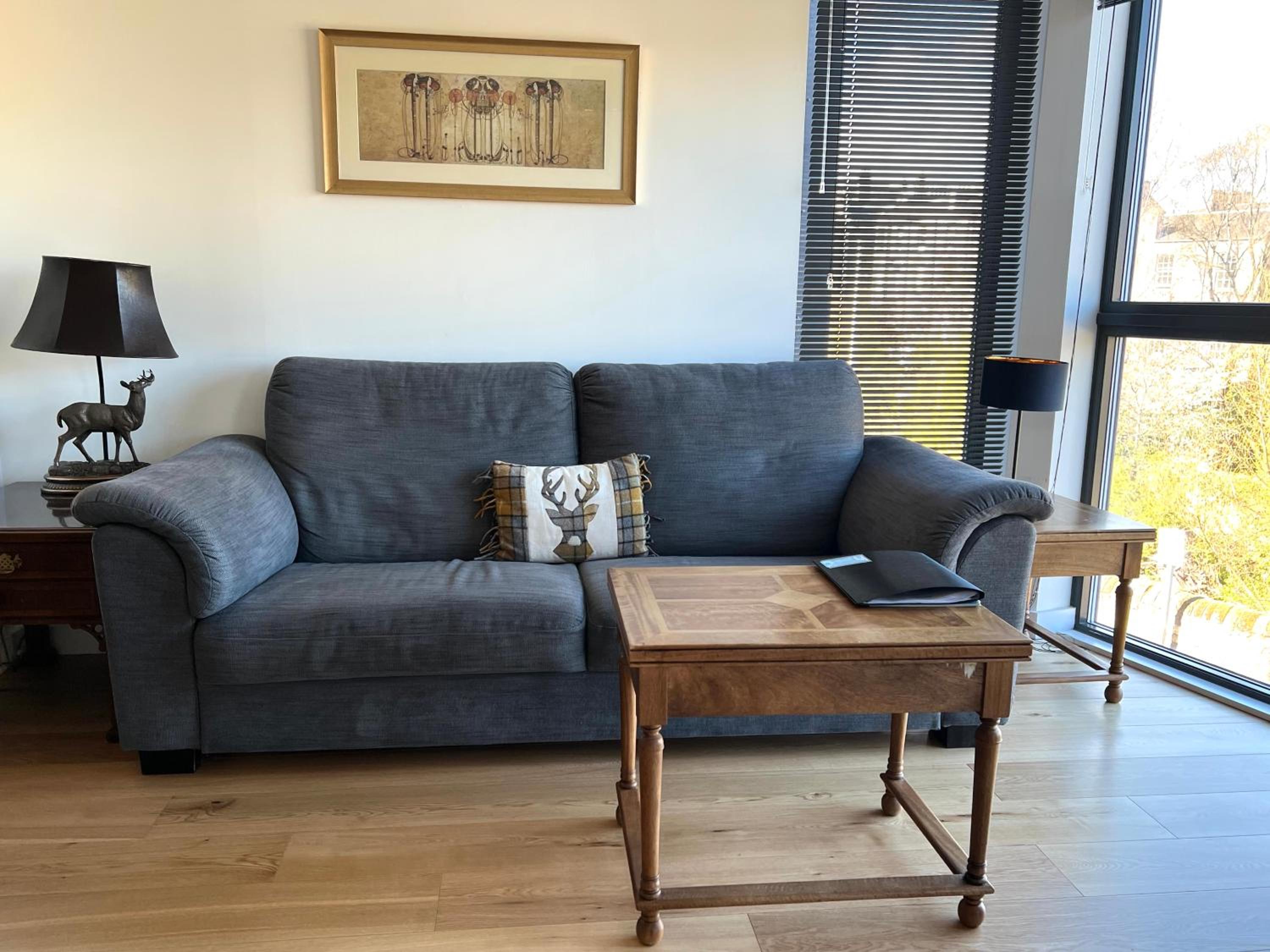 No. 5 Warriston, Canonmills Luxury Apartment view 2