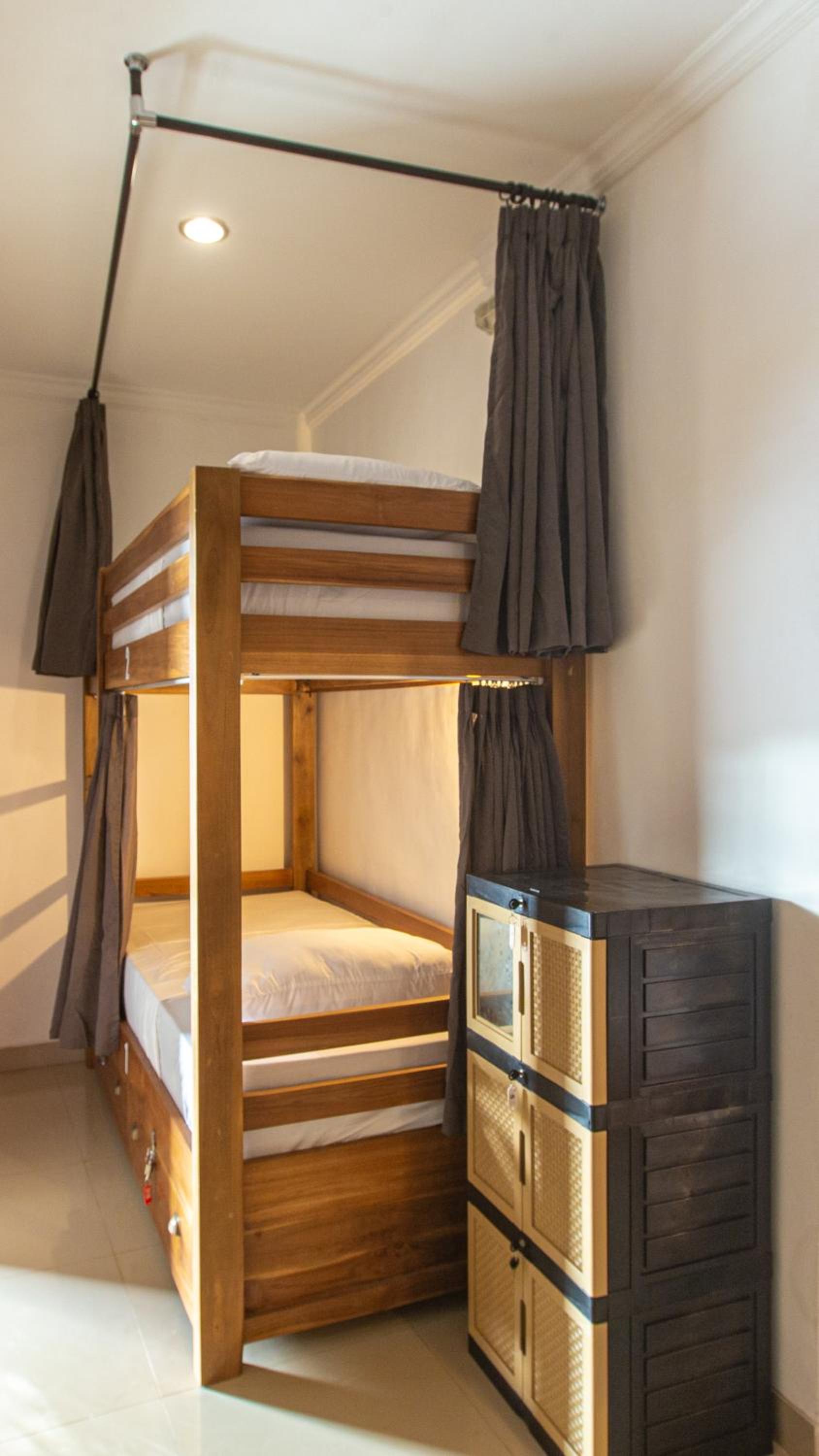 Zentiga Surf Hostel