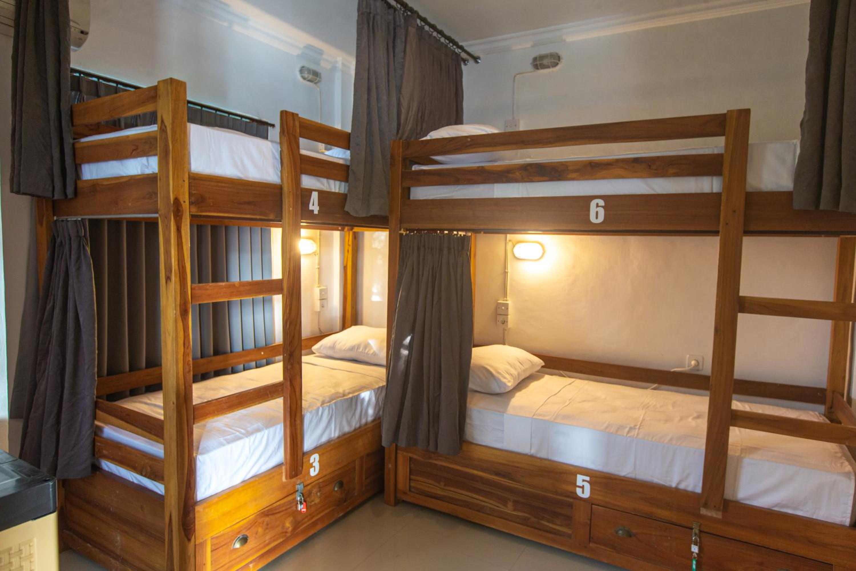 Zentiga Surf Hostel