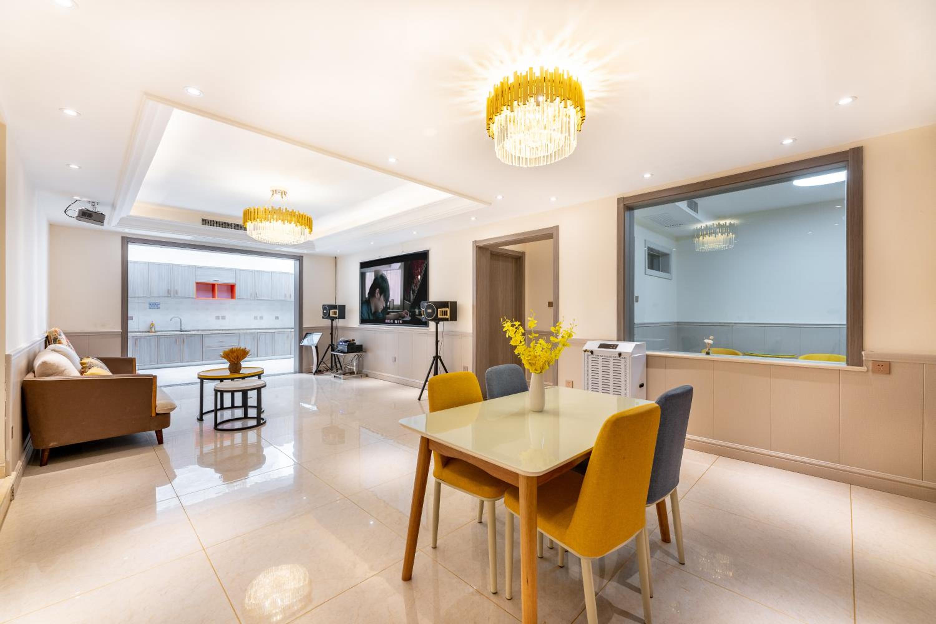 Fancy Apartment