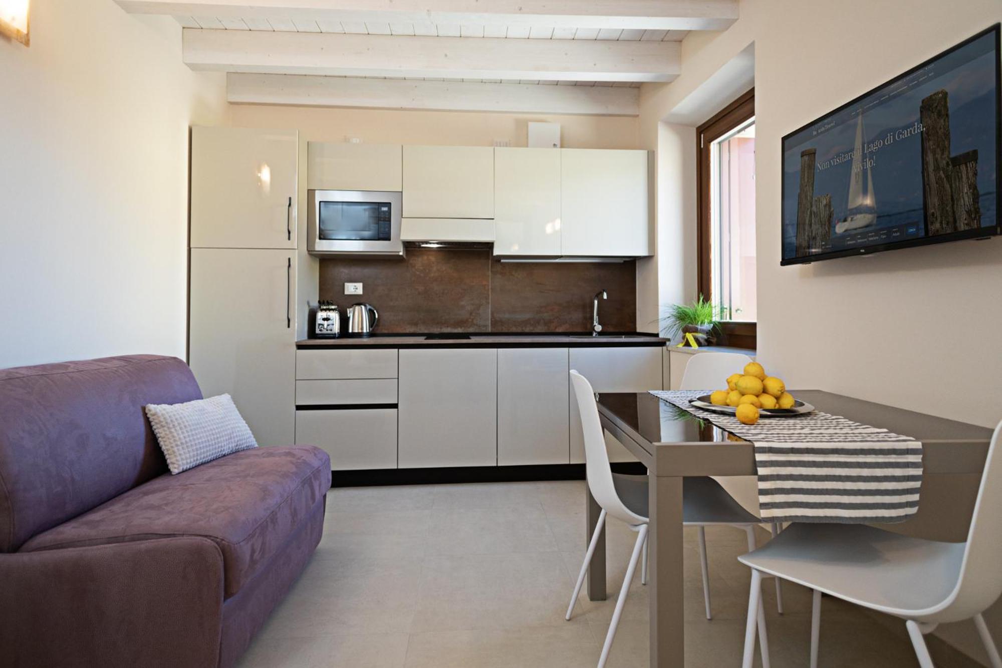 RESIDENZA G&J - Regarda Travel view 2