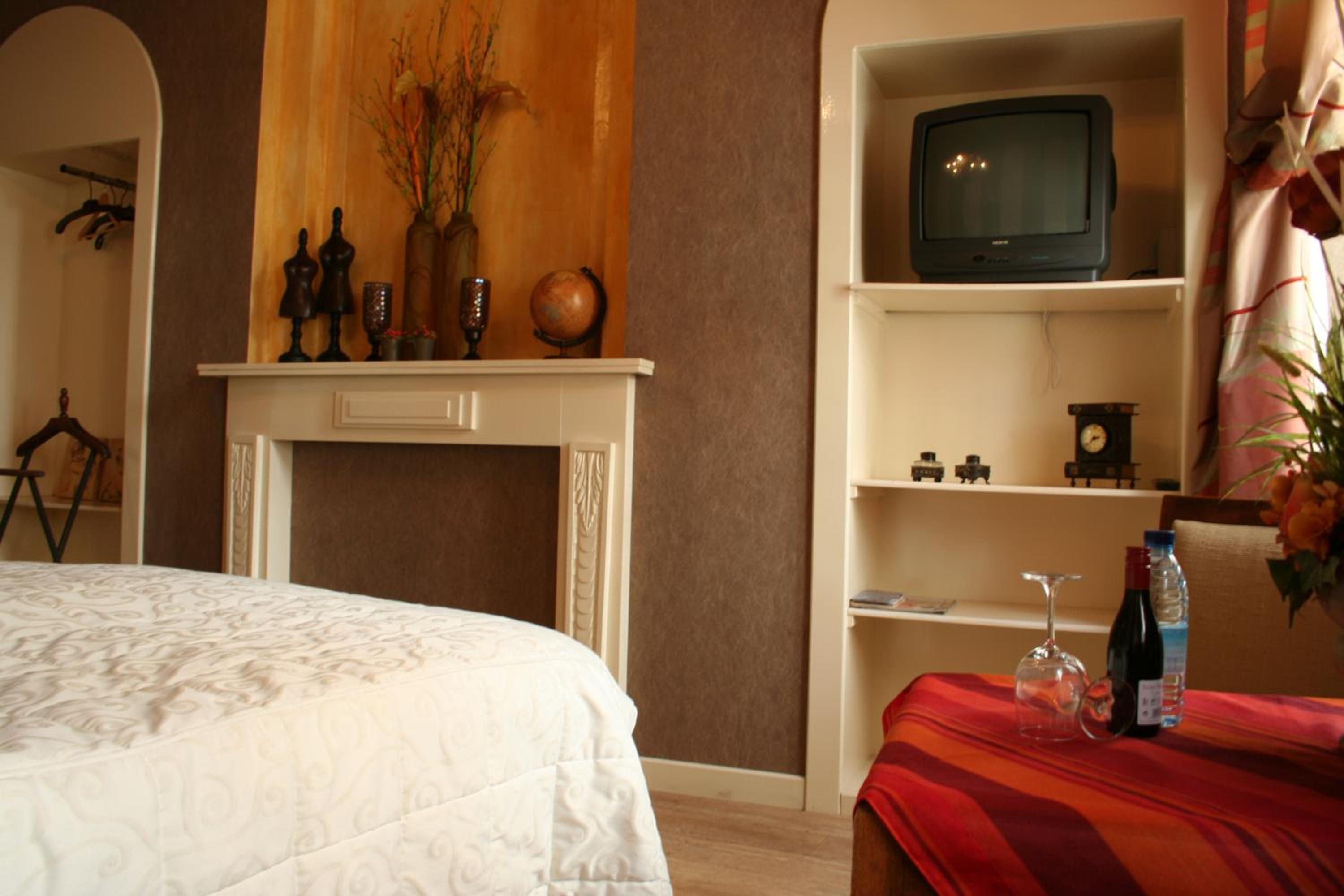 B&B Con Ampère